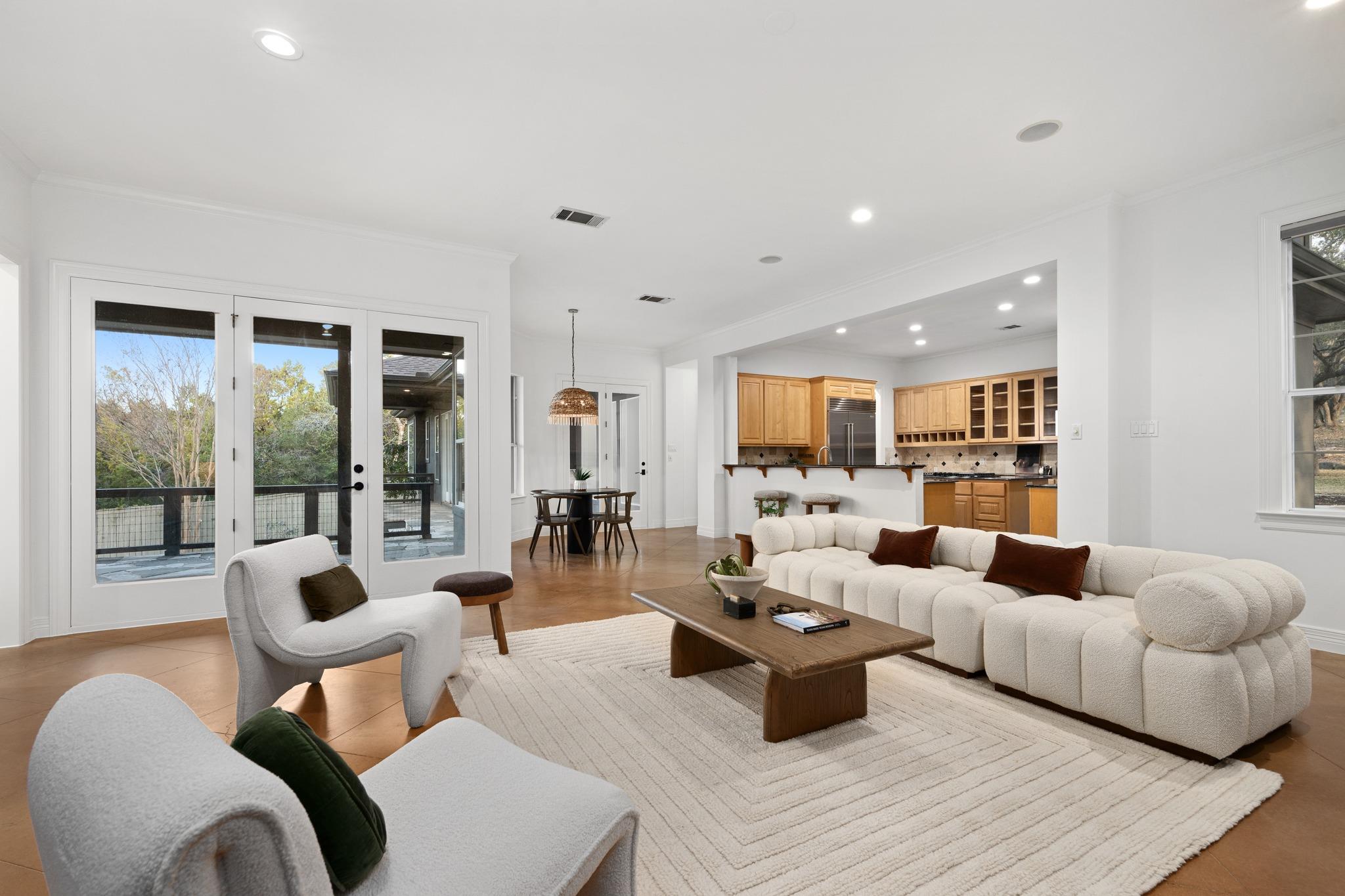 600 N River Hills Rd, Austin, TX 78733