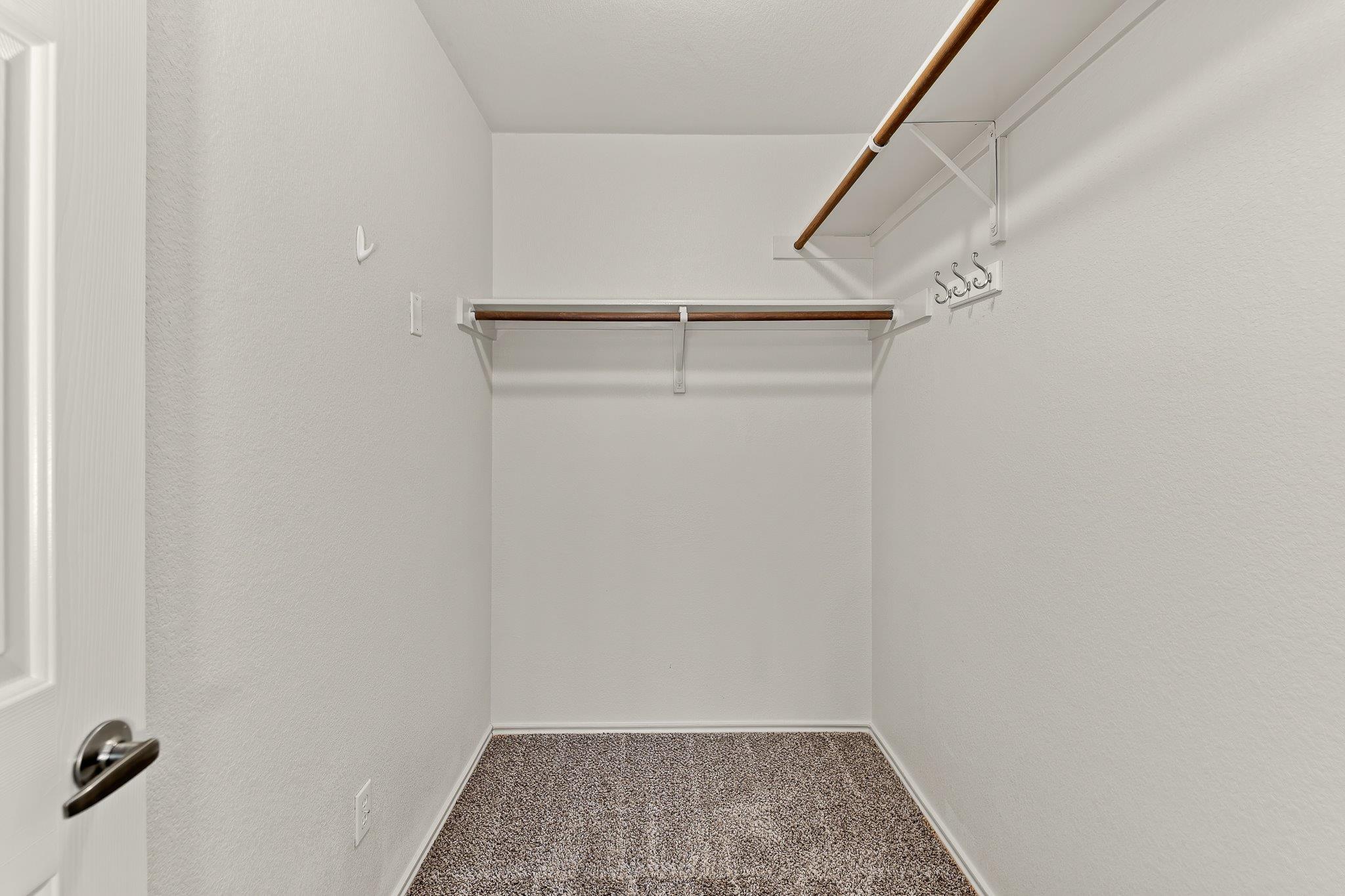 2410 Great Oaks Dr # 202, Round Rock, TX 78681