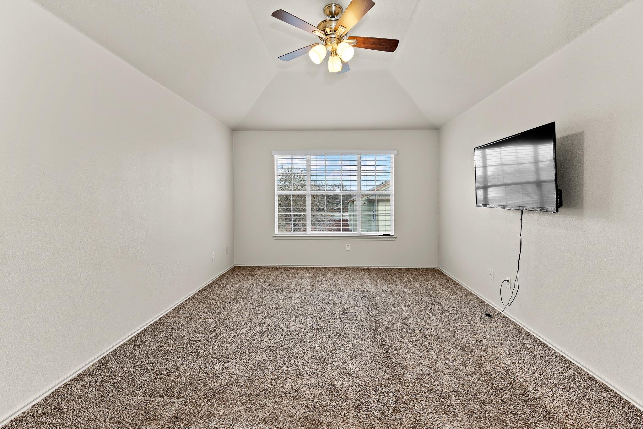 2410 Great Oaks Dr # 202, Round Rock, TX 78681