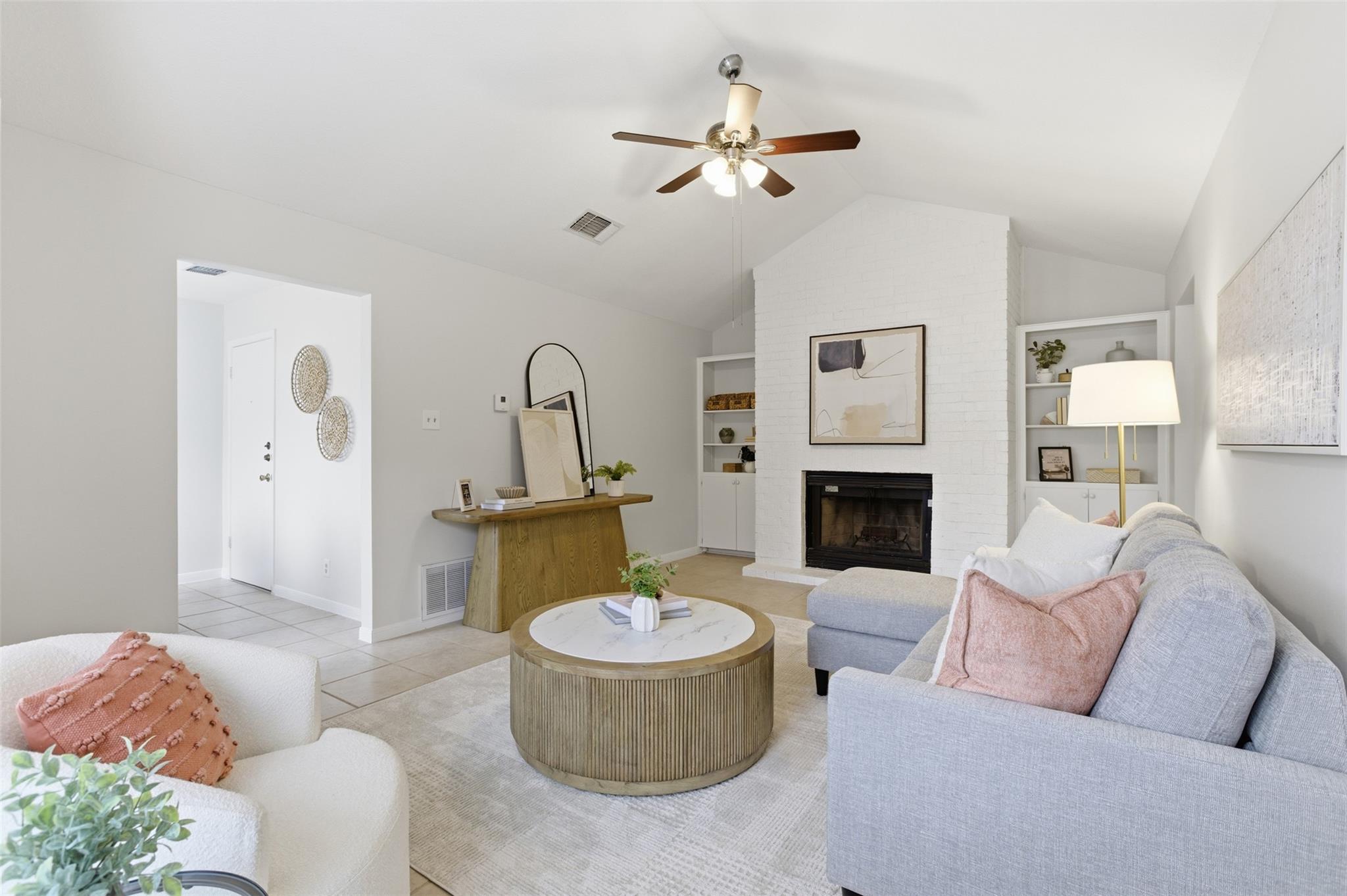 8142 Ceberry Dr # B, Austin, TX 78759