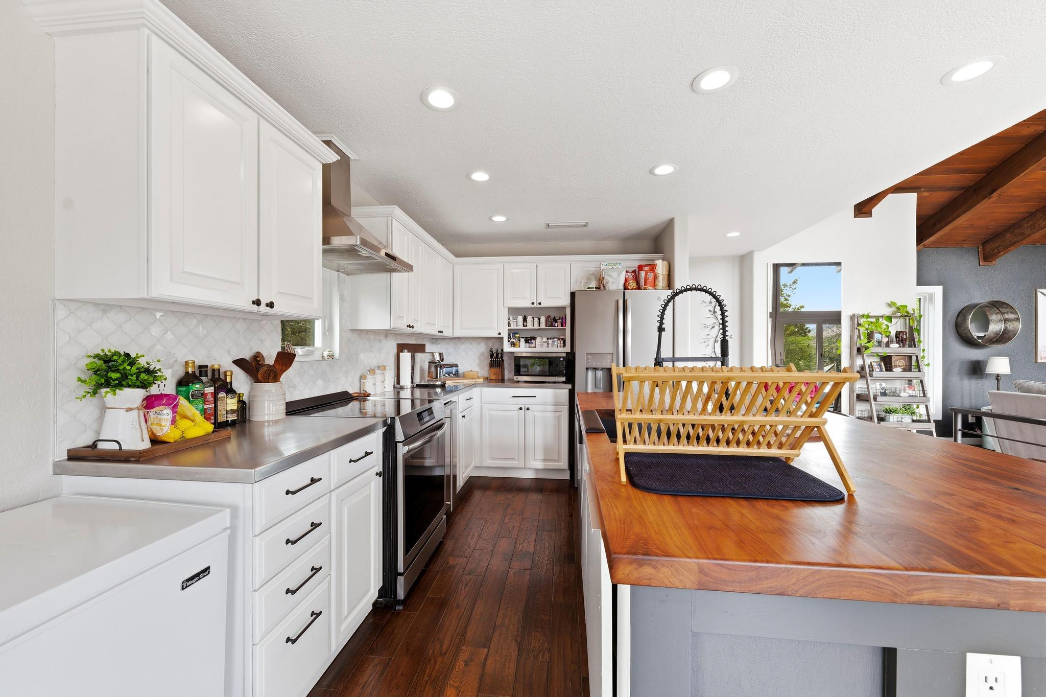 7039 Comanche Trl, Austin, TX 78732