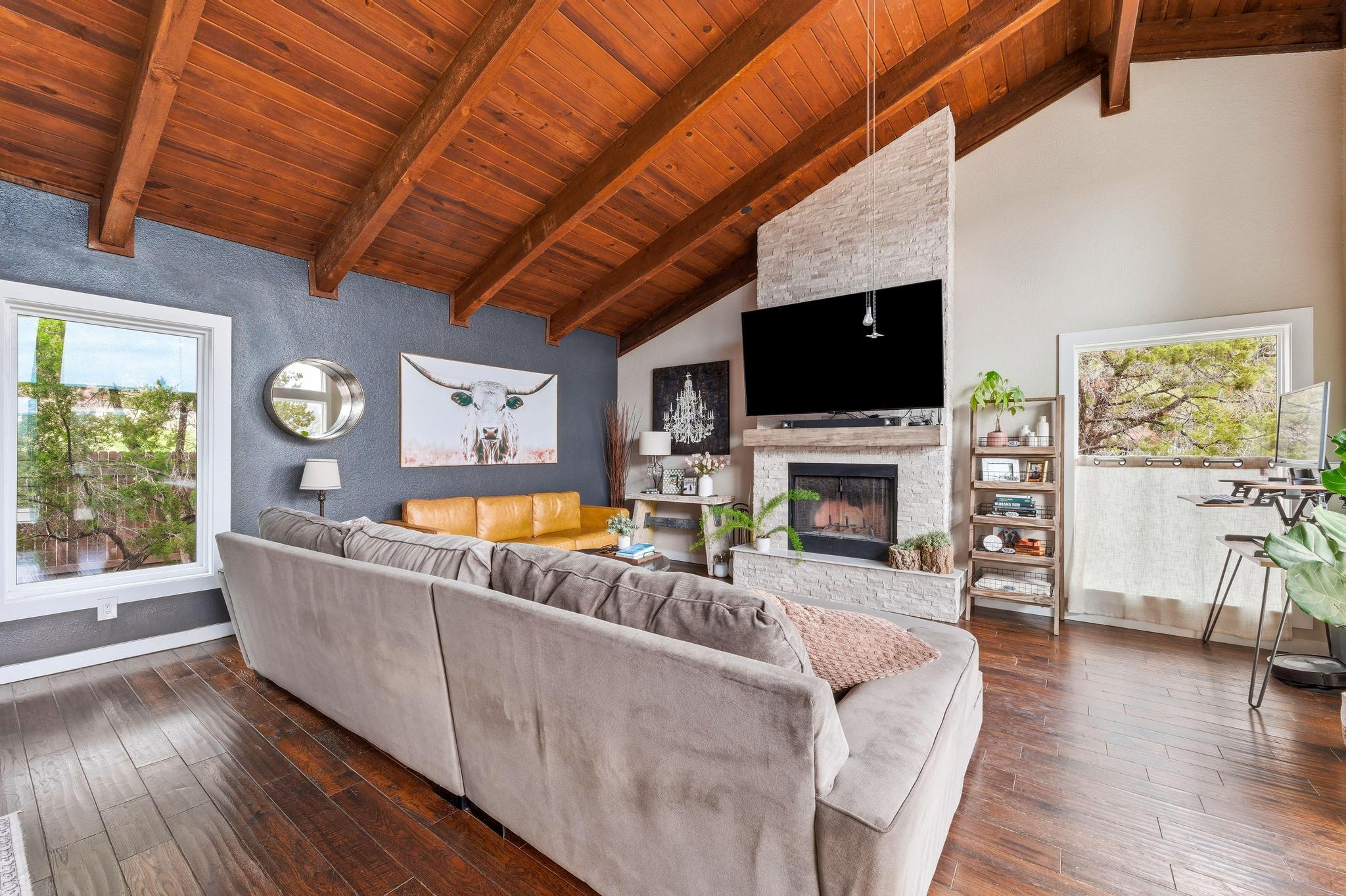 7039 Comanche Trl, Austin, TX 78732