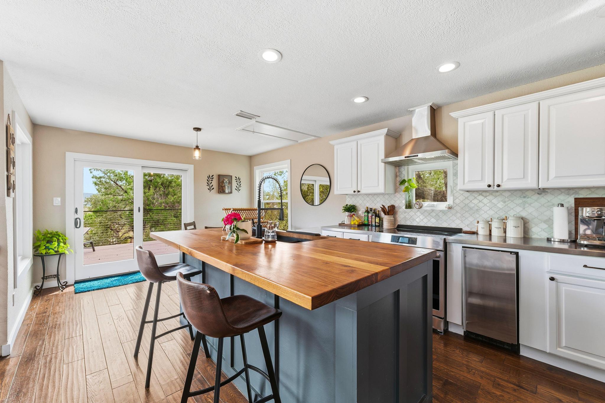 7039 Comanche Trl, Austin, TX 78732