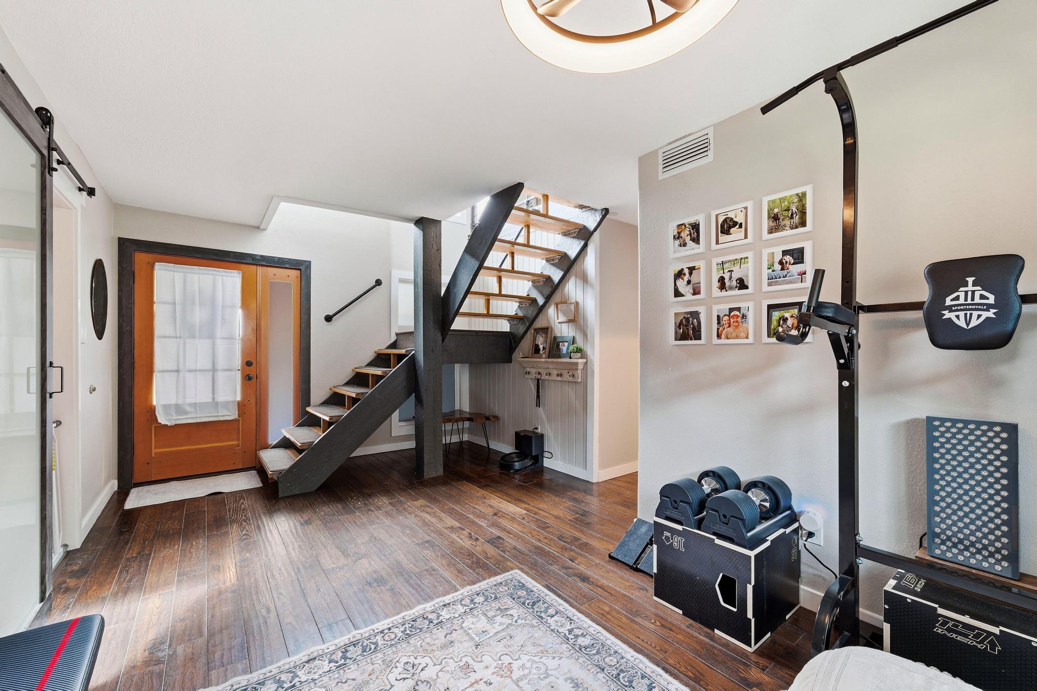 7039 Comanche Trl, Austin, TX 78732