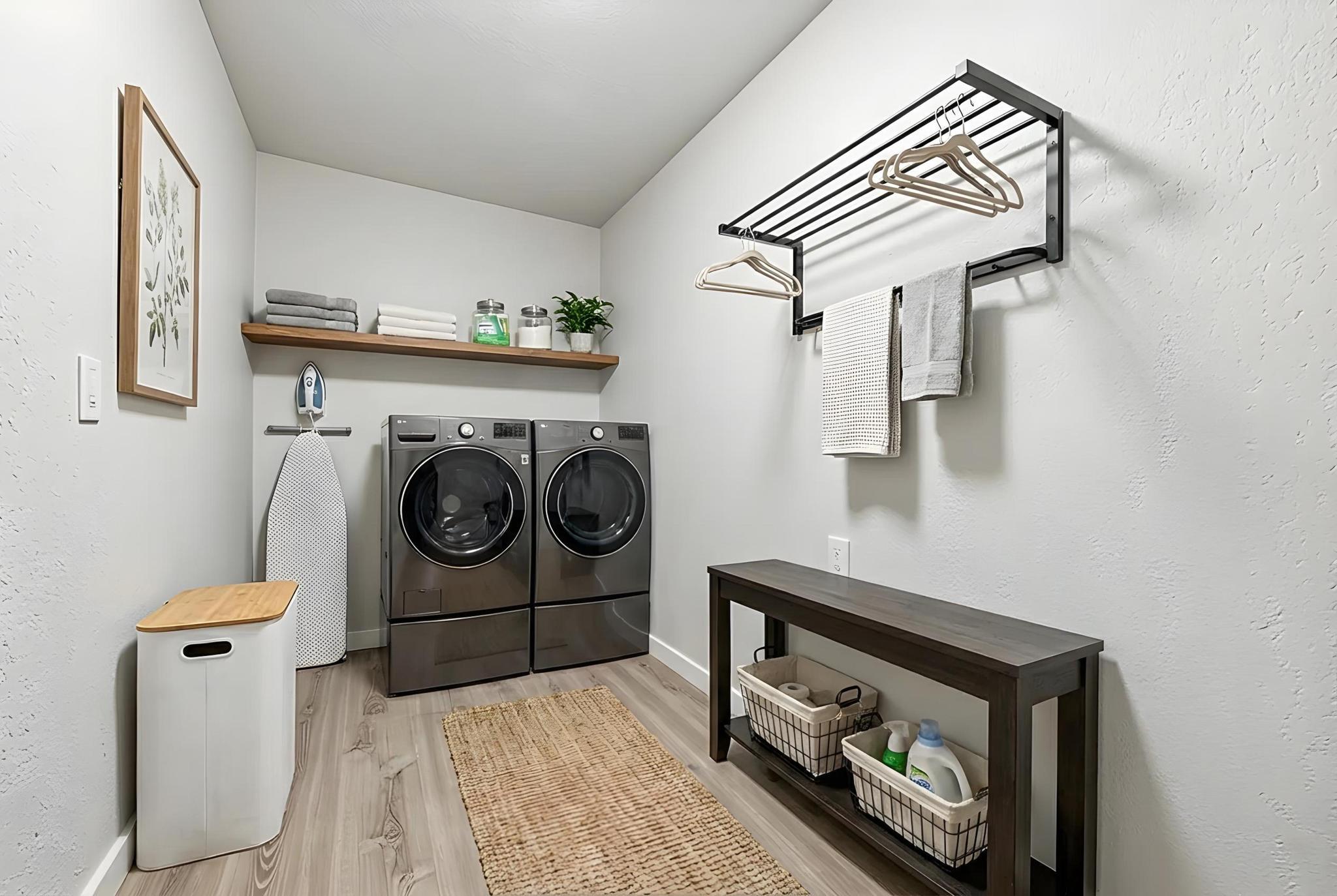 7039 Comanche Trl, Austin, TX 78732