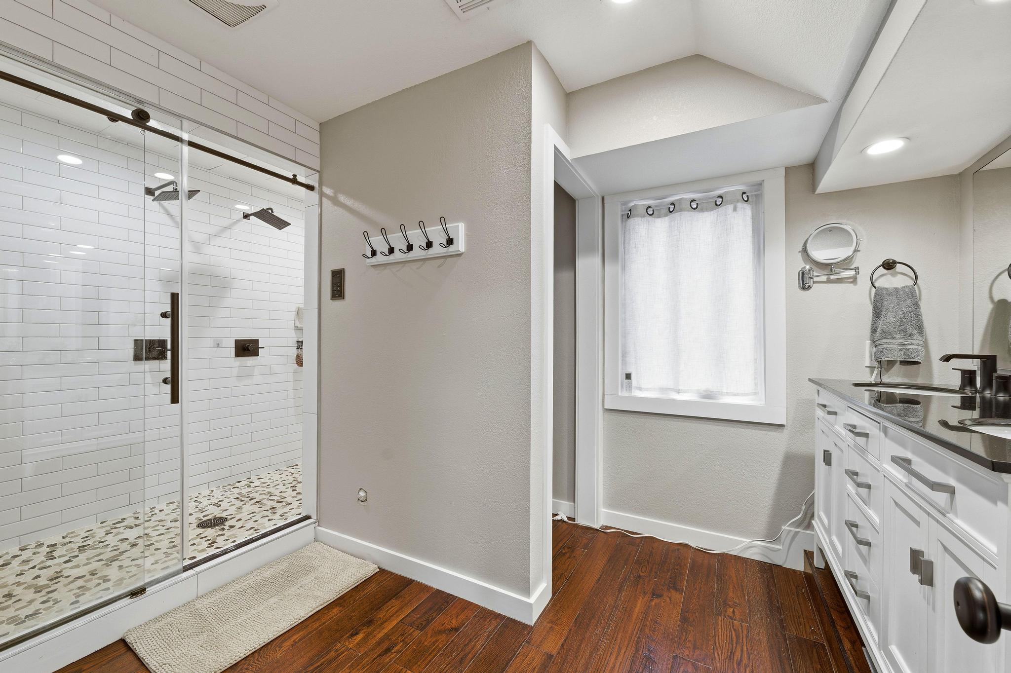 7039 Comanche Trl, Austin, TX 78732