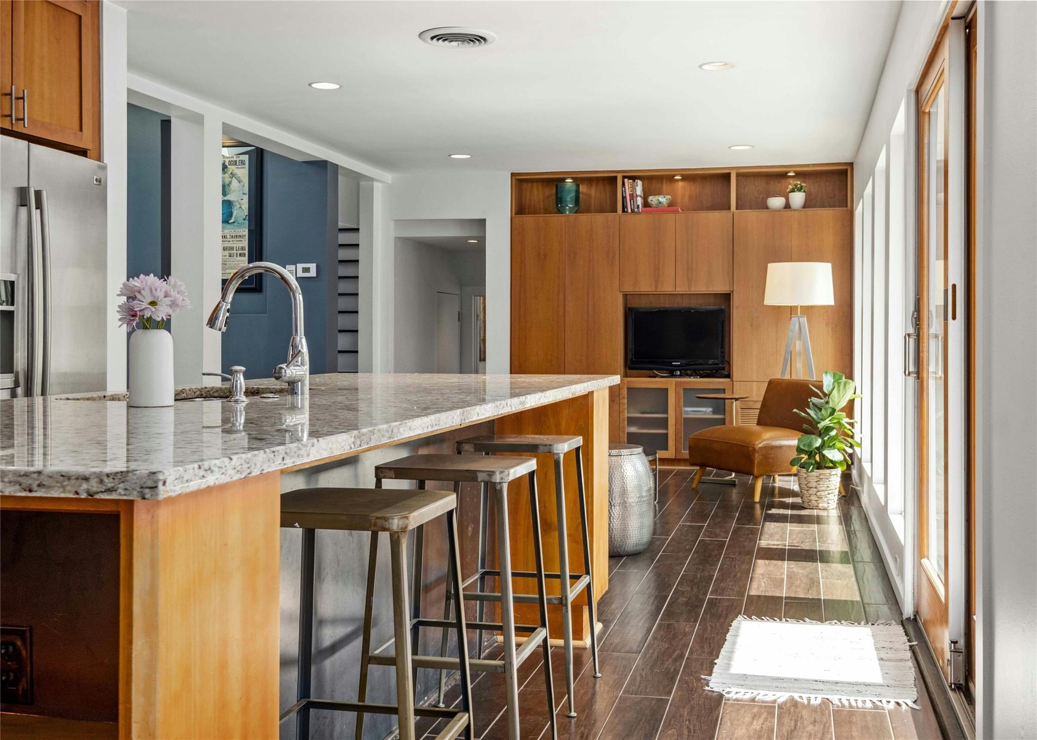 202 Laurelwood Trl, Austin, TX 78746