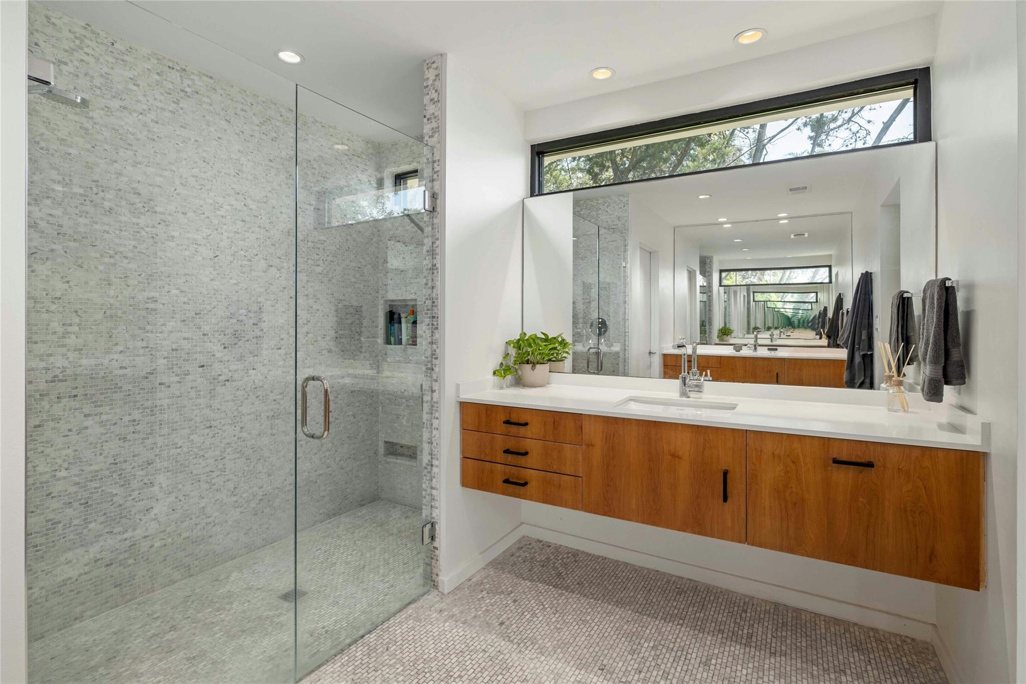 202 Laurelwood Trl, Austin, TX 78746