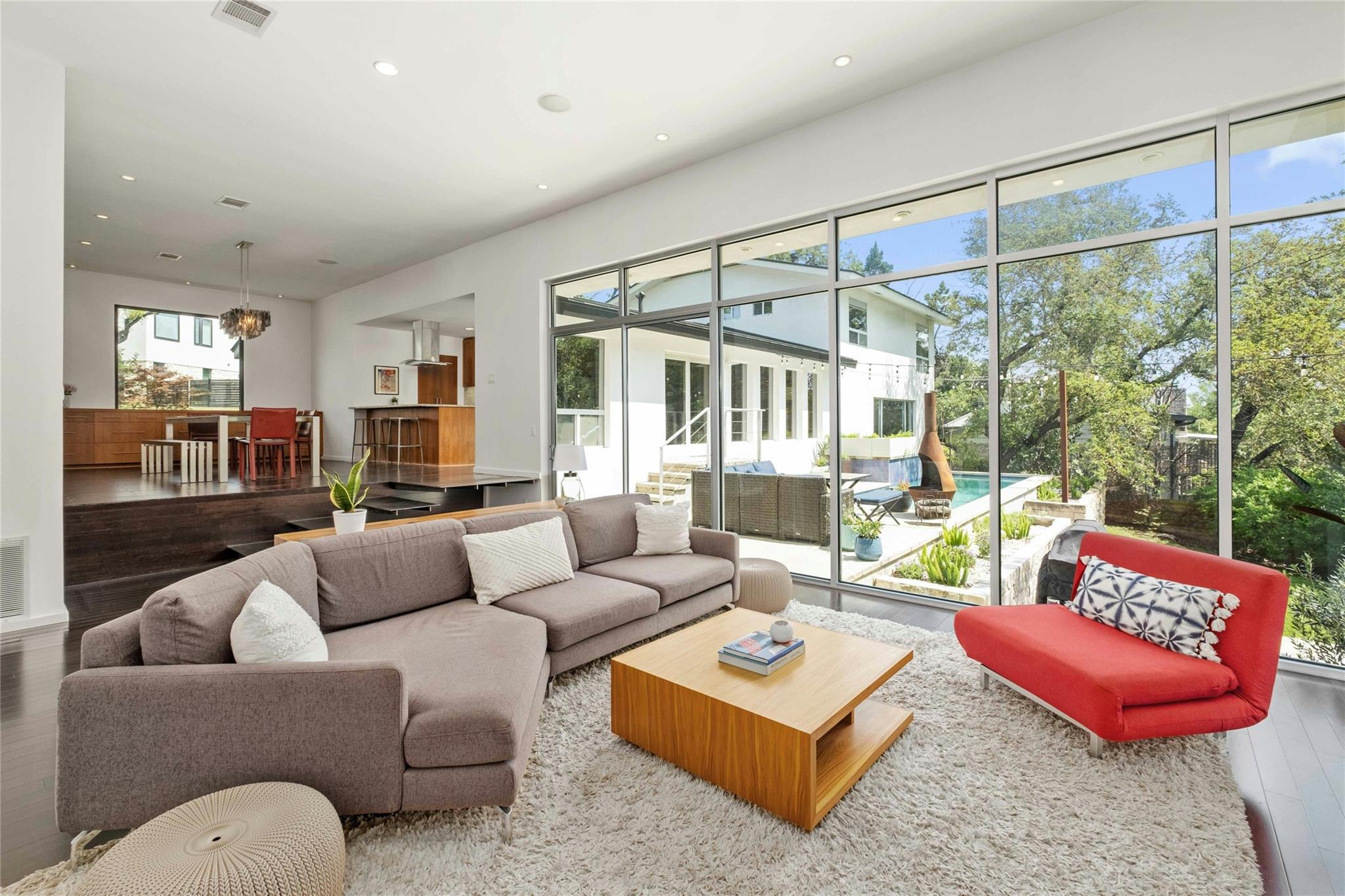 202 Laurelwood Trl, Austin, TX 78746