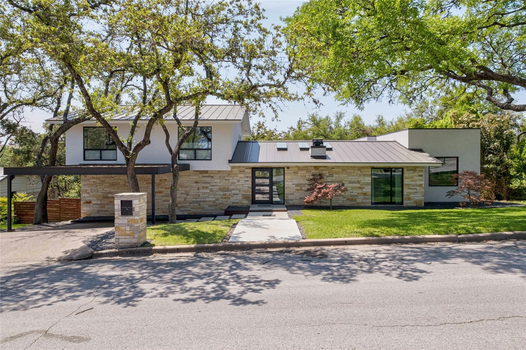 202 Laurelwood Trl, Austin, TX 78746