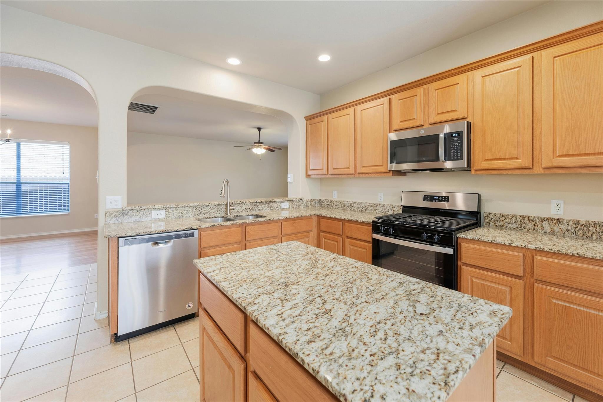 3720 Pine Needle Cir, Round Rock, TX 78681