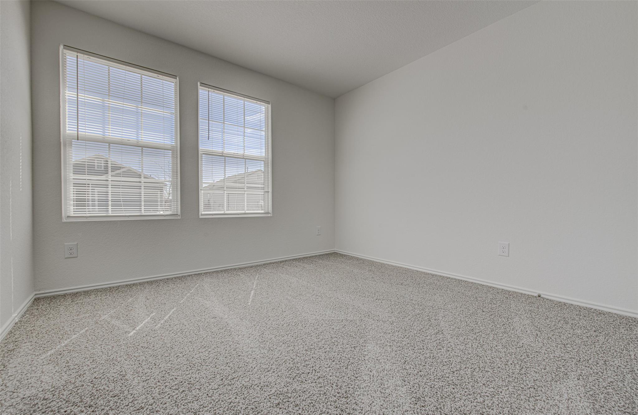 517 Thunderstorm Ave, Lockhart, TX 78644