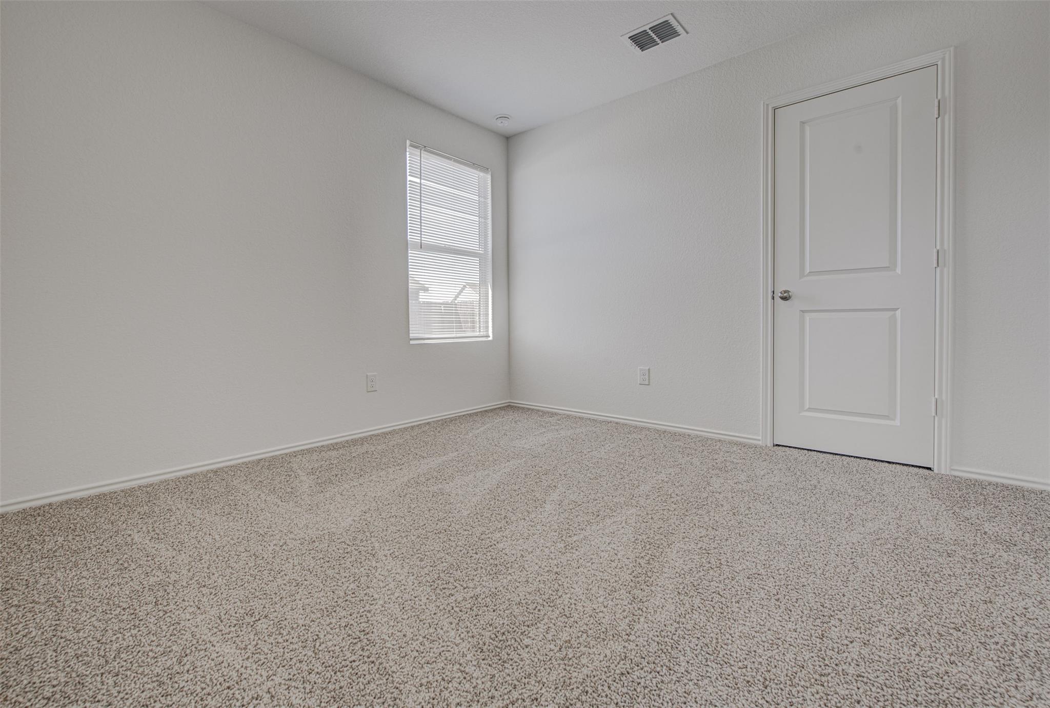 517 Thunderstorm Ave, Lockhart, TX 78644