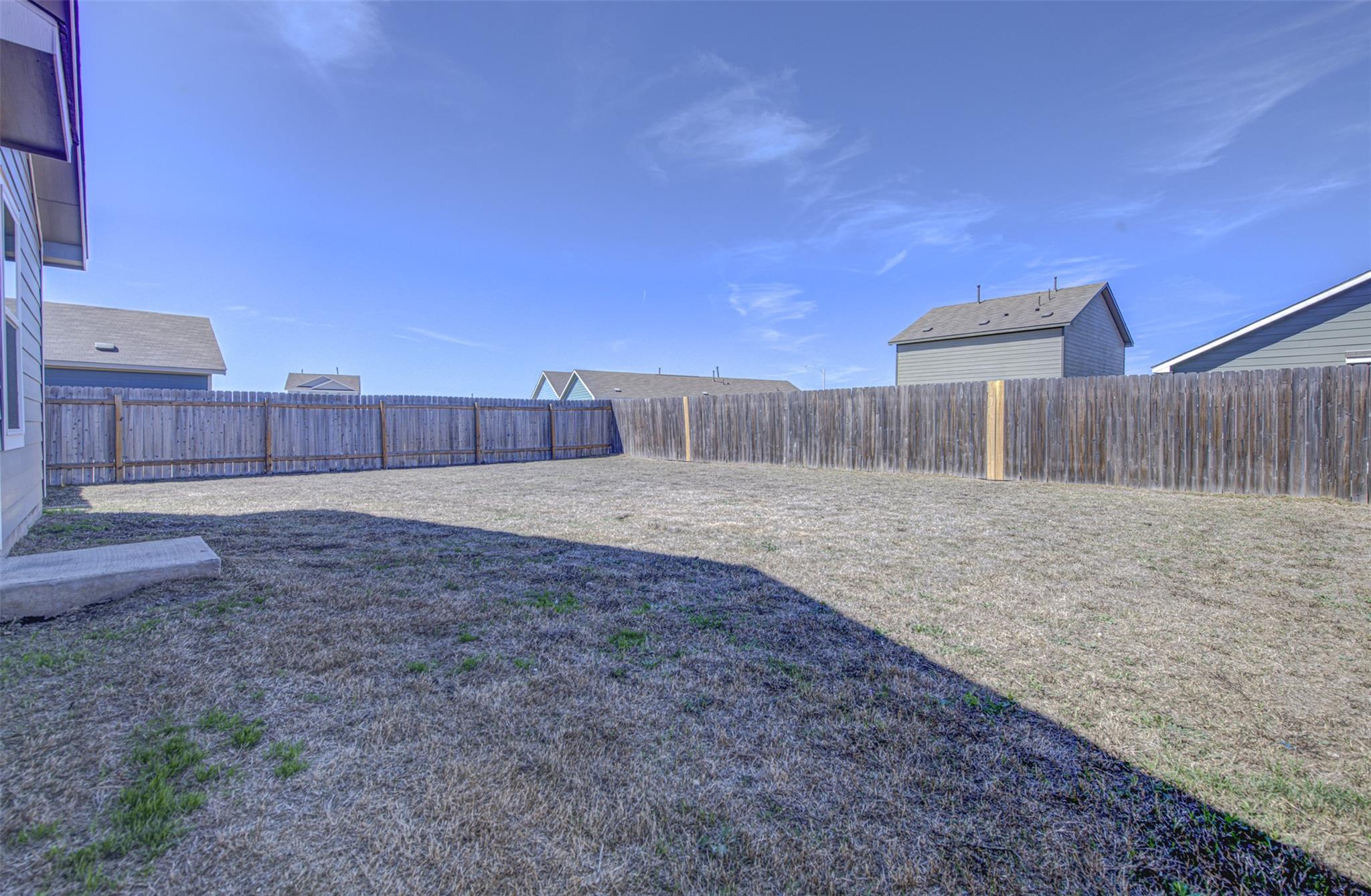 517 Thunderstorm Ave, Lockhart, TX 78644