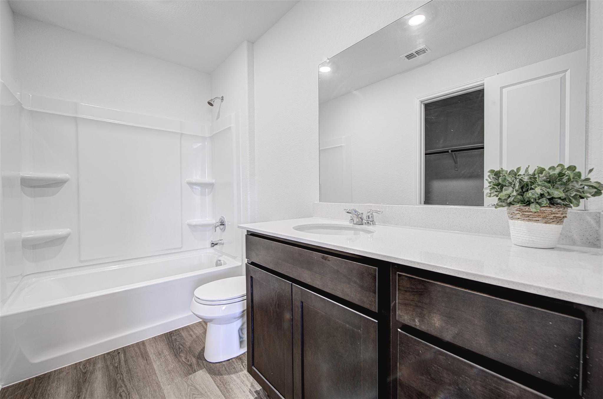 517 Thunderstorm Ave, Lockhart, TX 78644