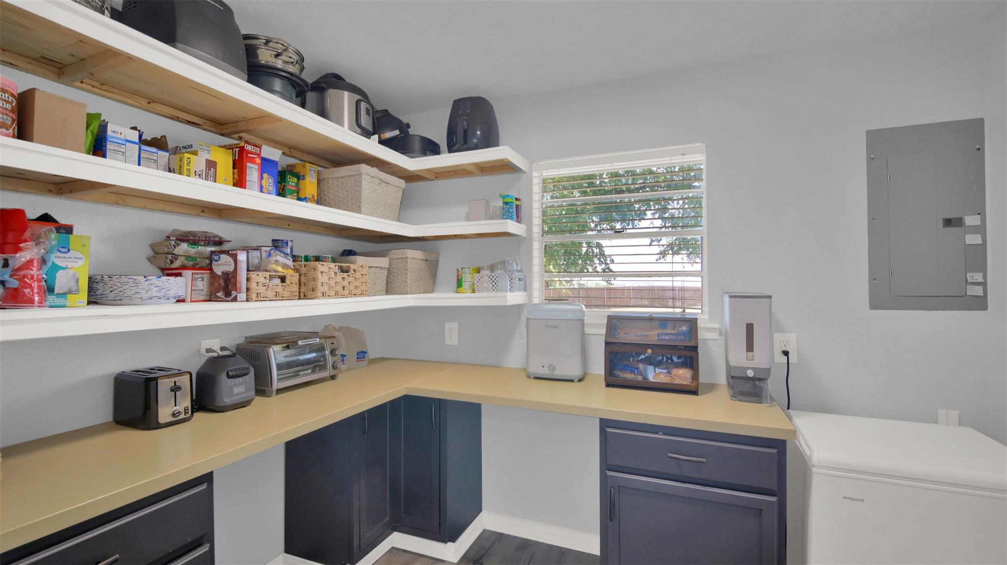 550 C Bud Stockton Loop, Jarrell, TX 76537