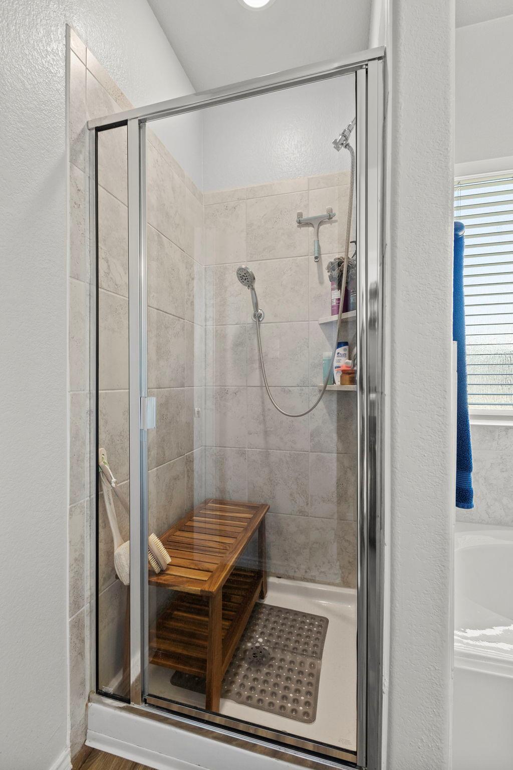 200 High Plains Pass, Liberty Hill, TX 78642