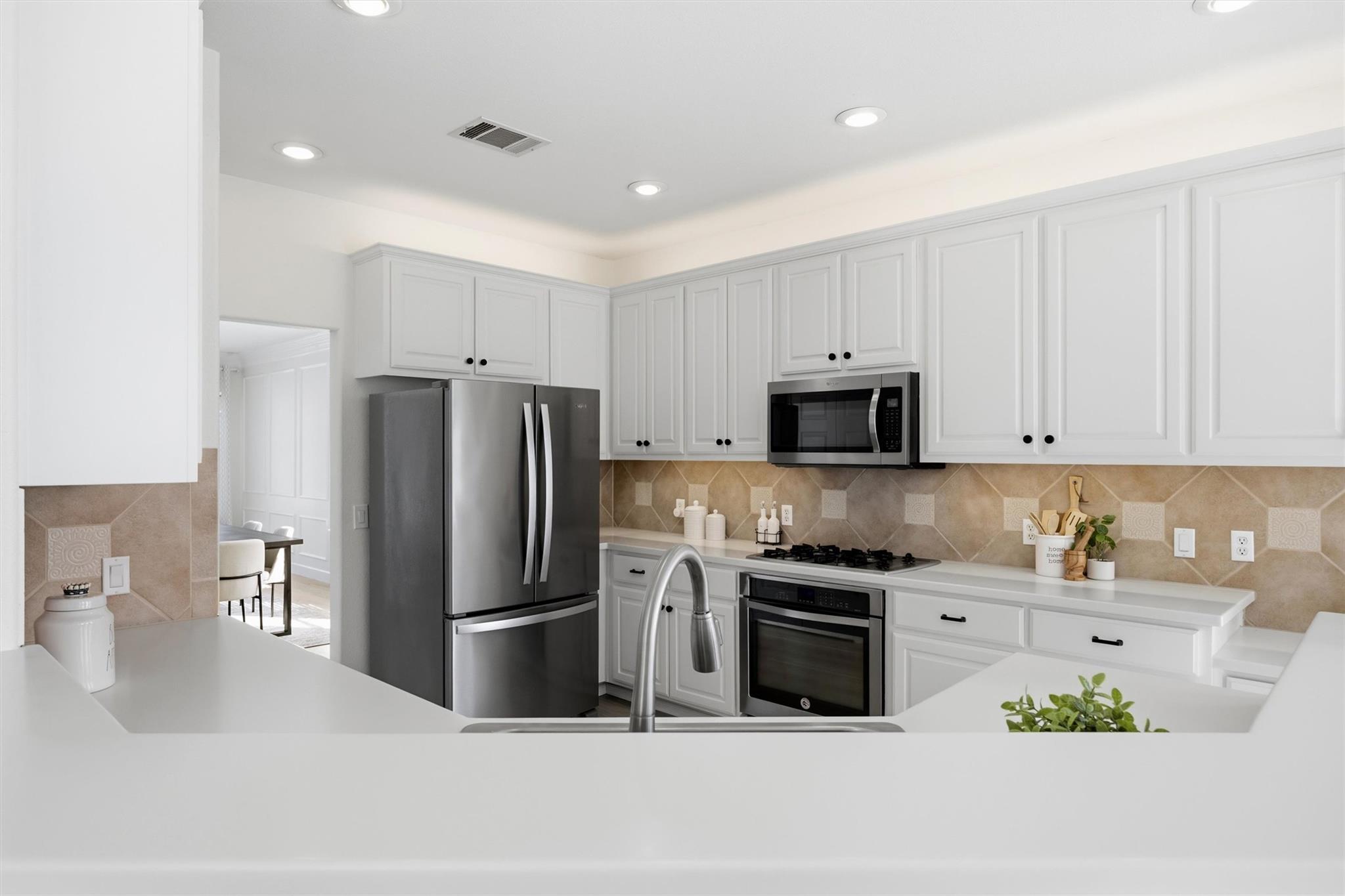 9400 Savannah Ridge Dr, Austin, TX 78726