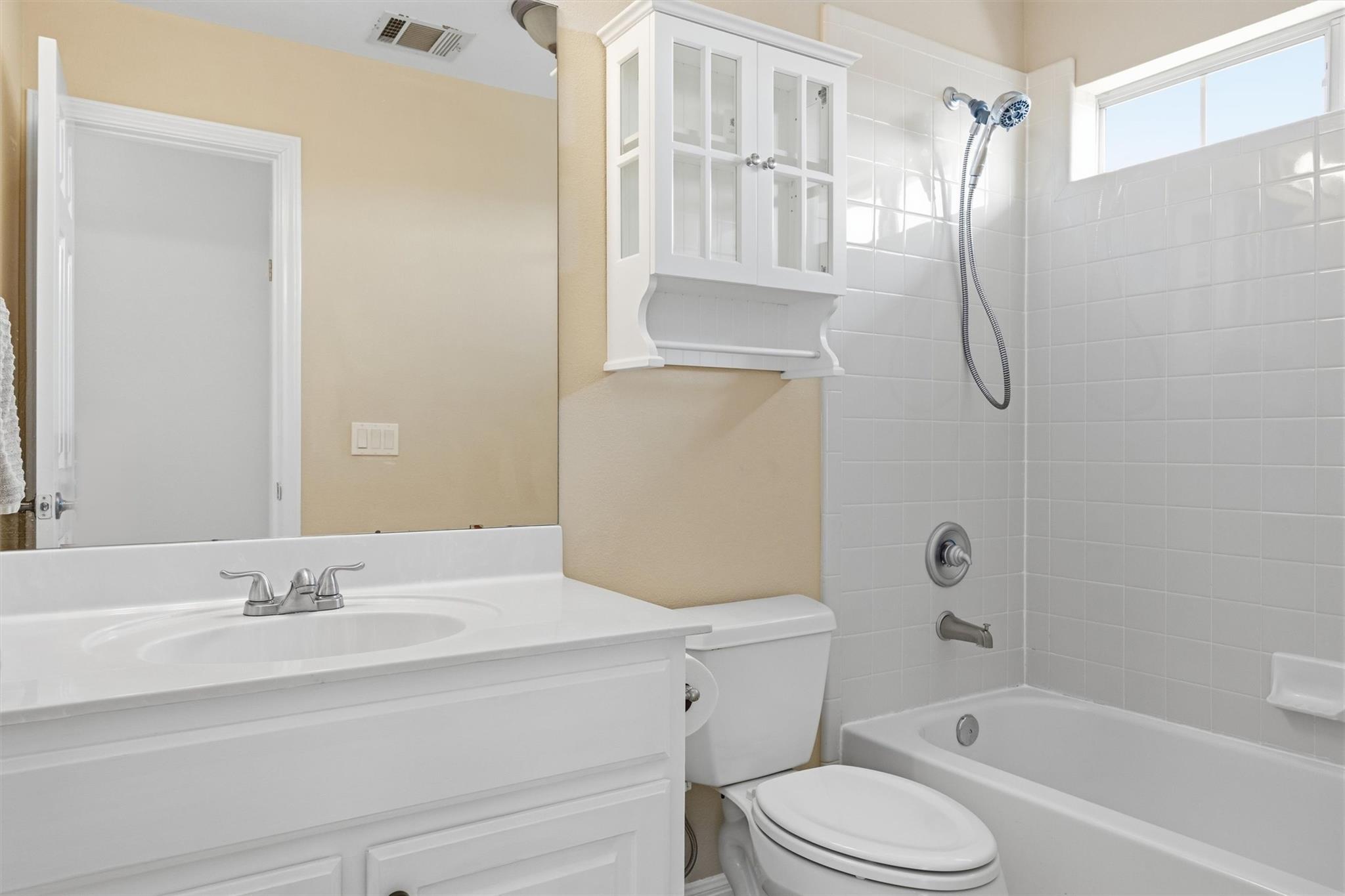 9400 Savannah Ridge Dr, Austin, TX 78726