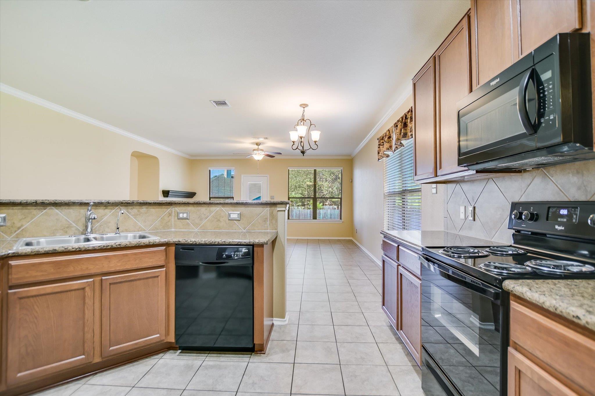 860 Water Hyacinth Loop, Leander, TX 78641