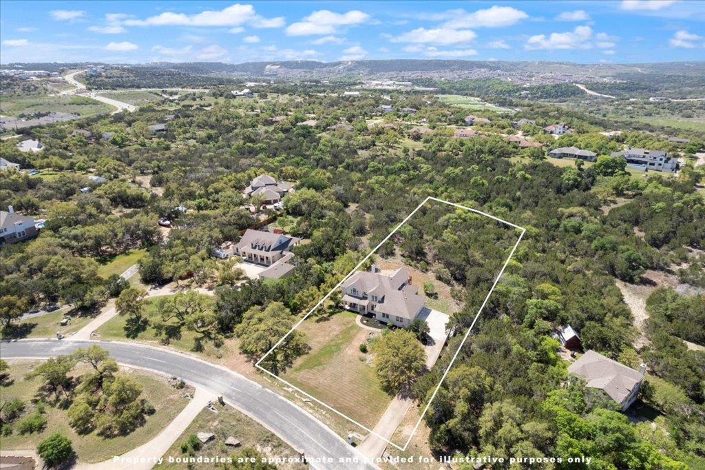 19215 White Horse Cv, Spicewood, TX 78669