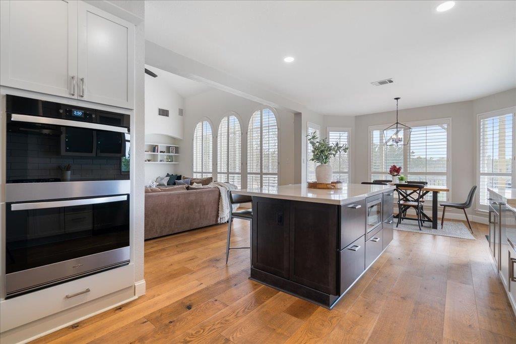 19215 White Horse Cv, Spicewood, TX 78669