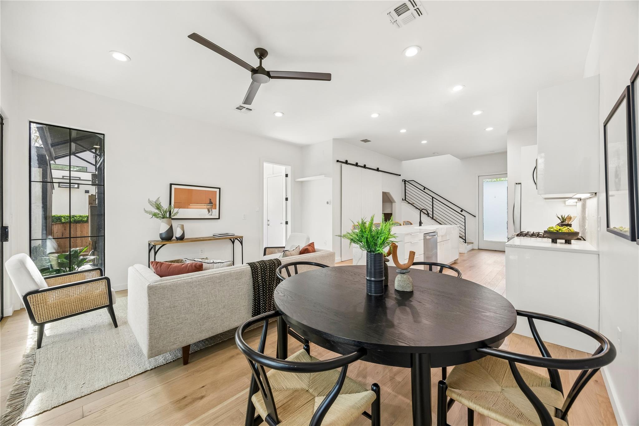 1718 Valeria St, Austin, TX 78704