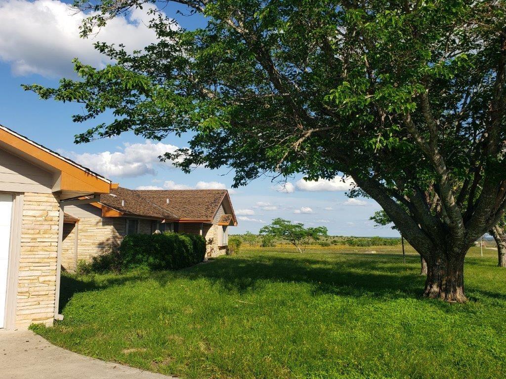 7947 County Road 1255, Lampasas, TX 76550