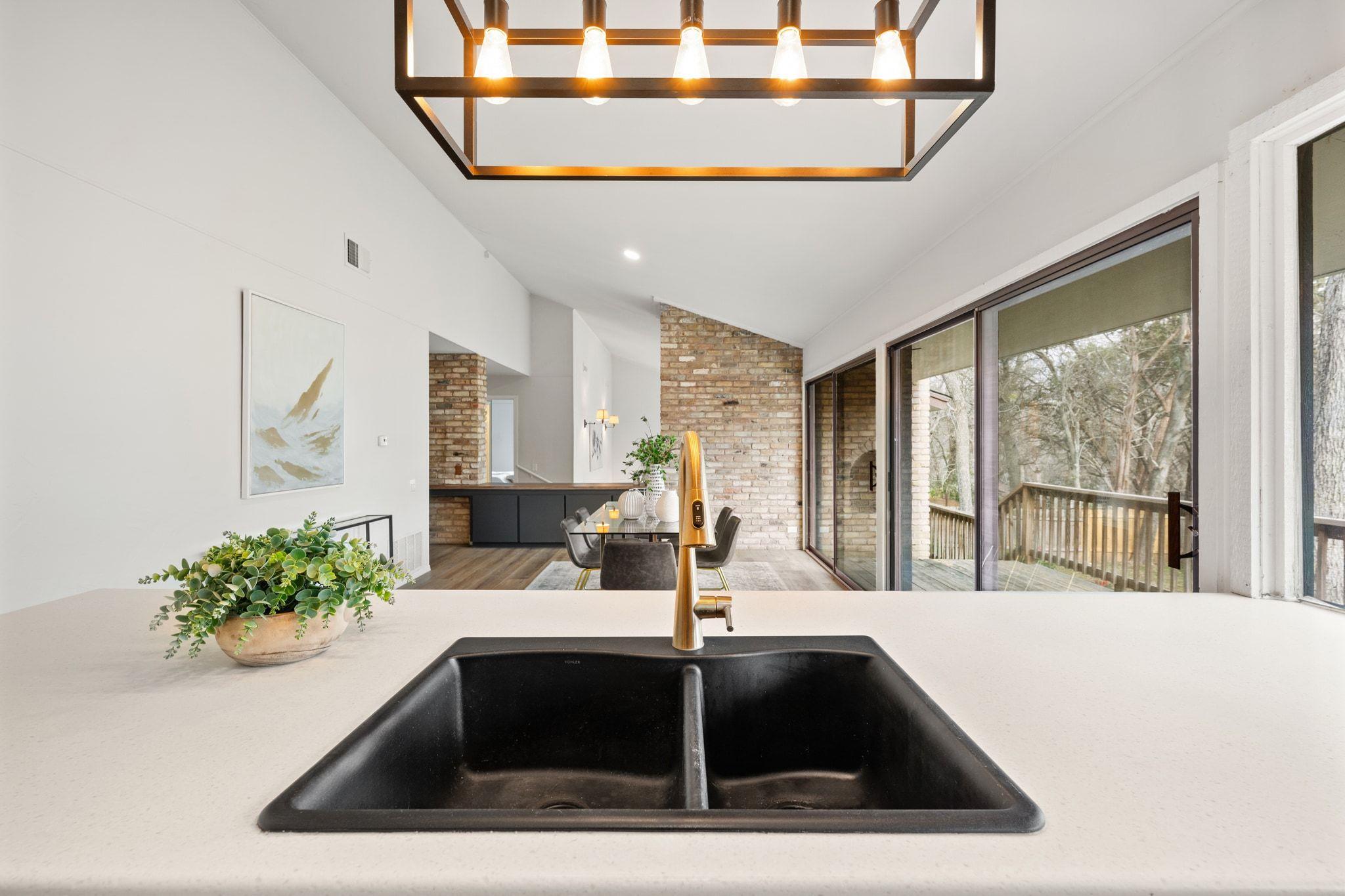 1603 Westlake Dr, West Lake Hills, TX 78746