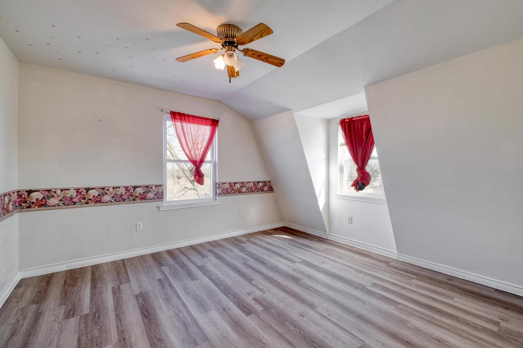 829 State Highway 21 Highway W, Cedar Creek, TX 78612