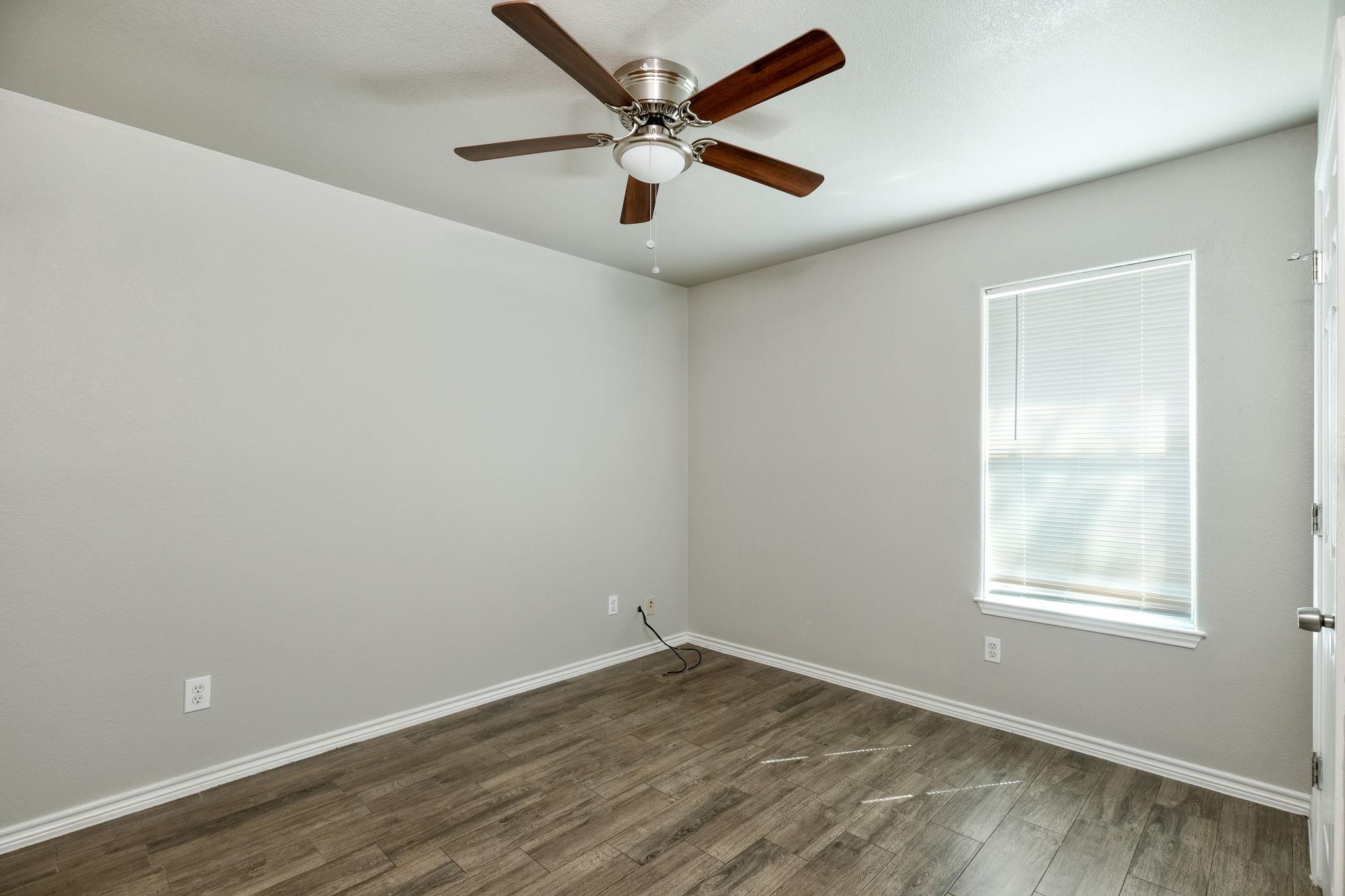 109 Castleberry Ct, Bertram, TX 78605