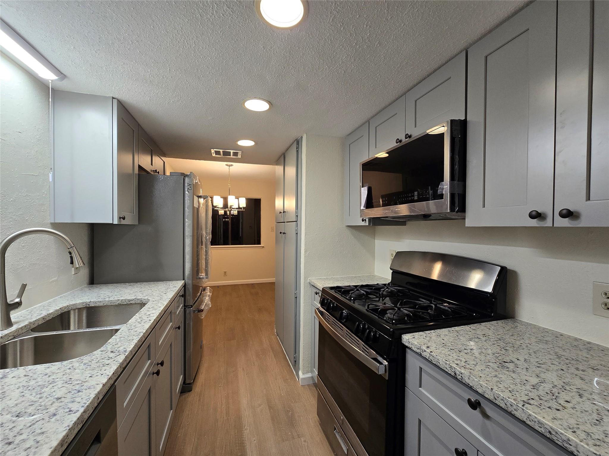 1305 Dobie Dr # A, Austin, TX 78753