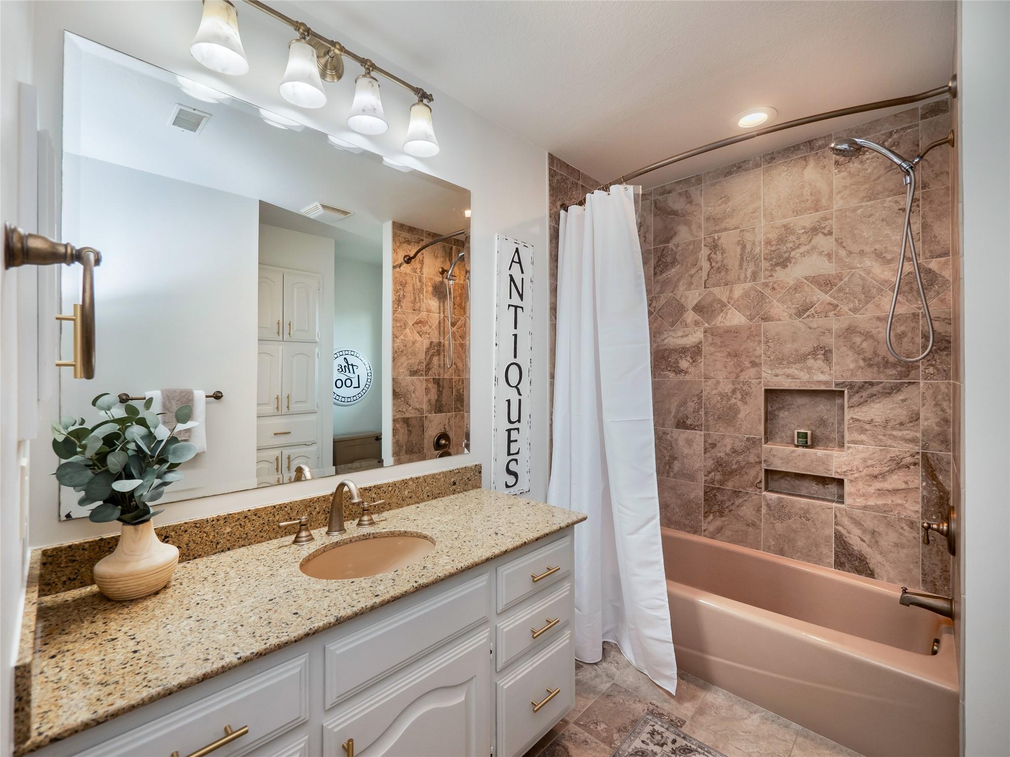 302 S Ridge Cir, Georgetown, TX 78628