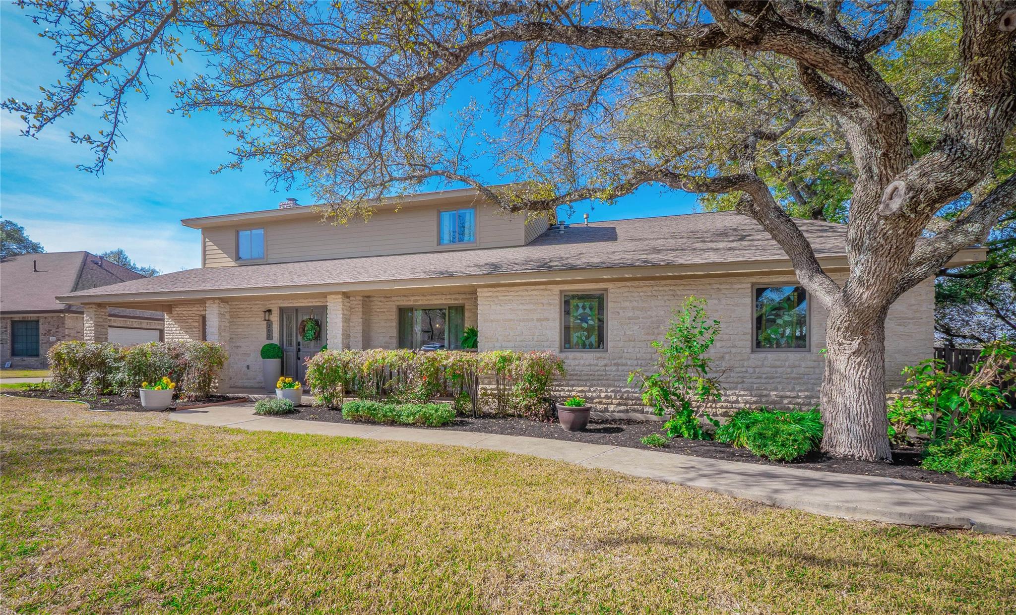 302 S Ridge Cir, Georgetown, TX 78628