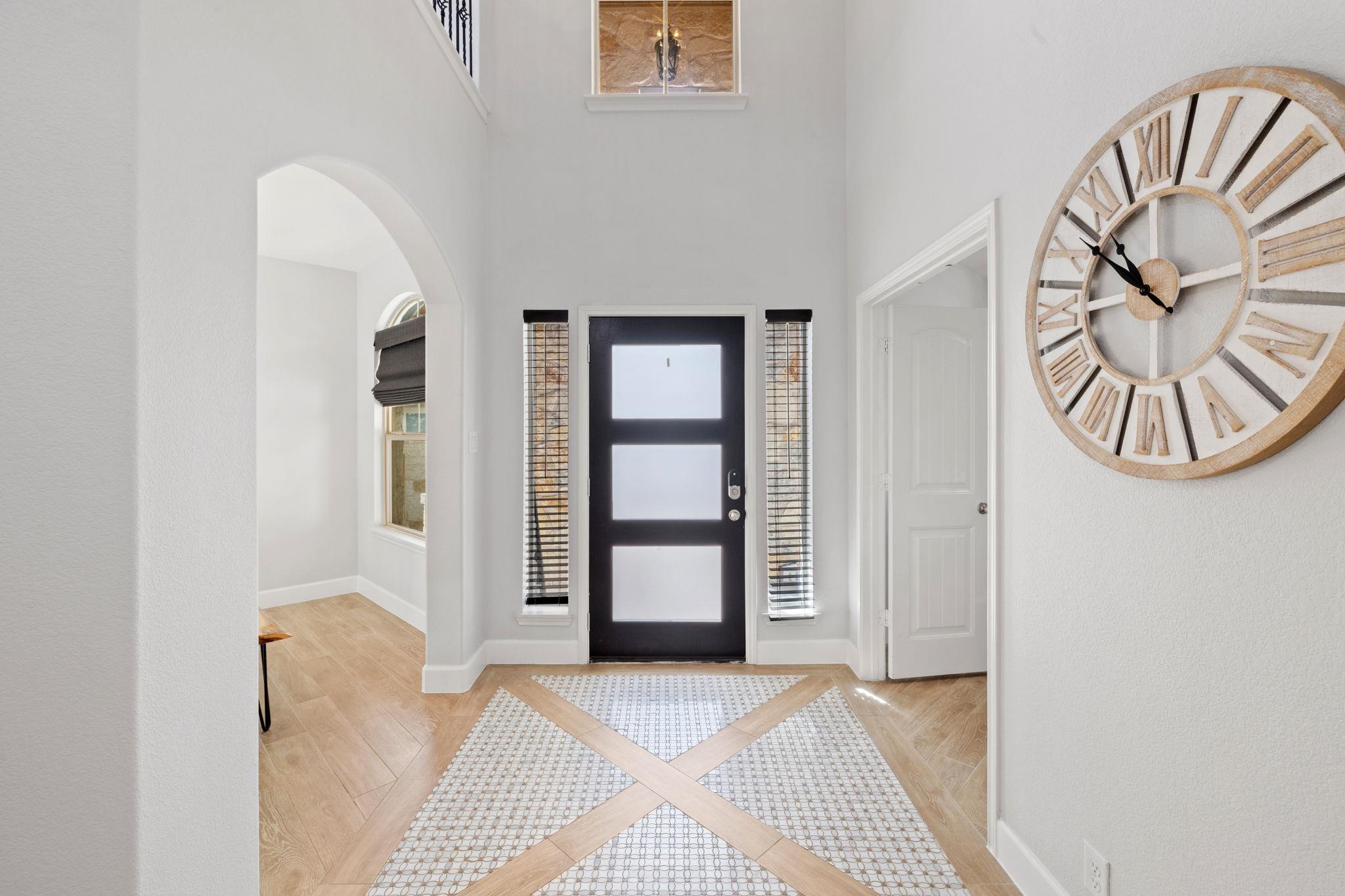 208 Arrezo Ln, Georgetown, TX 78628