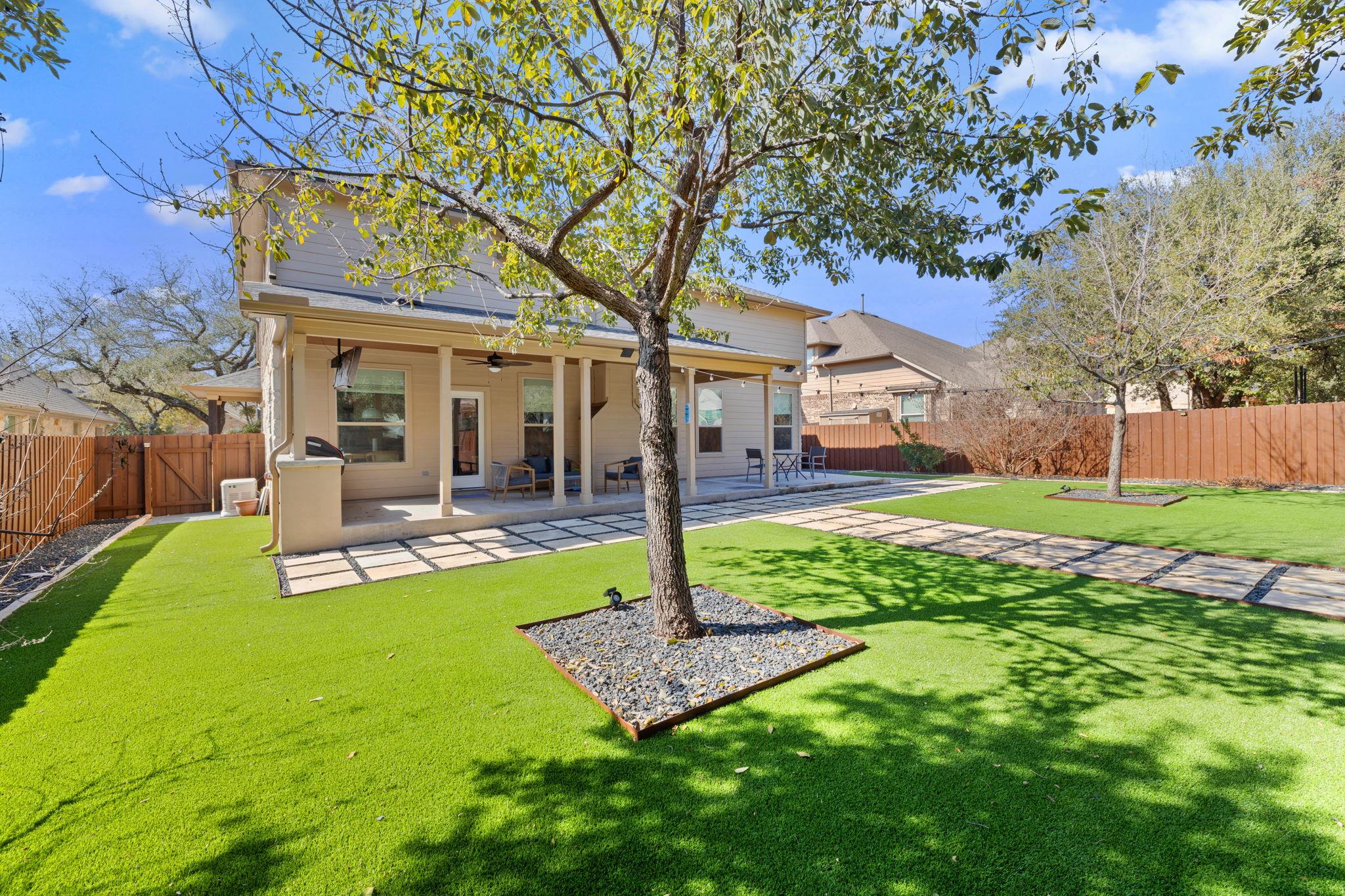 208 Arrezo Ln, Georgetown, TX 78628