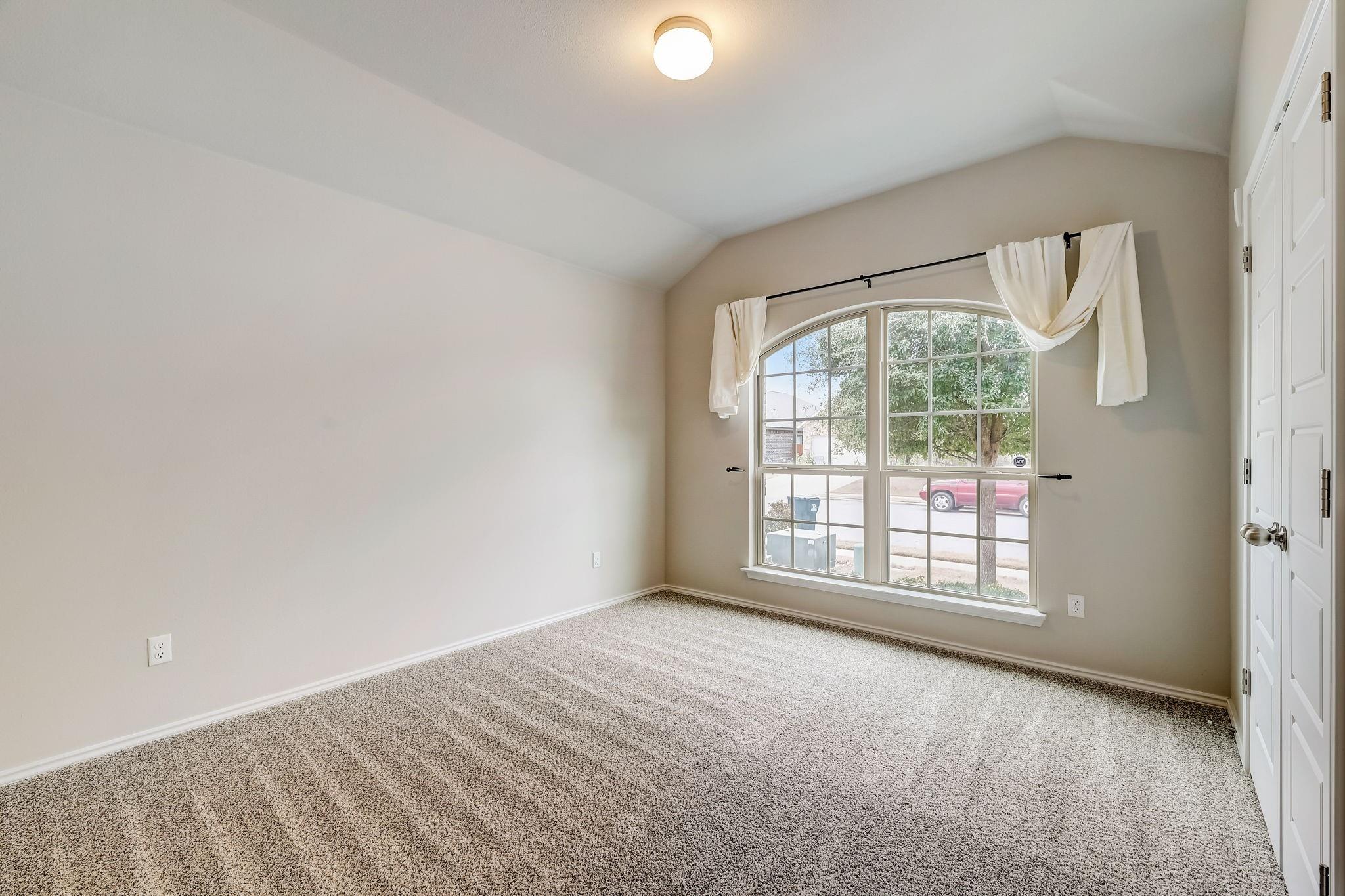 212 Durata Dr, San Marcos, TX 78666