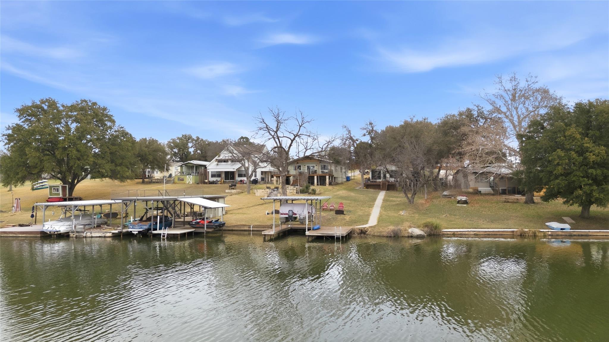 833 Sandy Mountain Dr, Llano, TX 78643