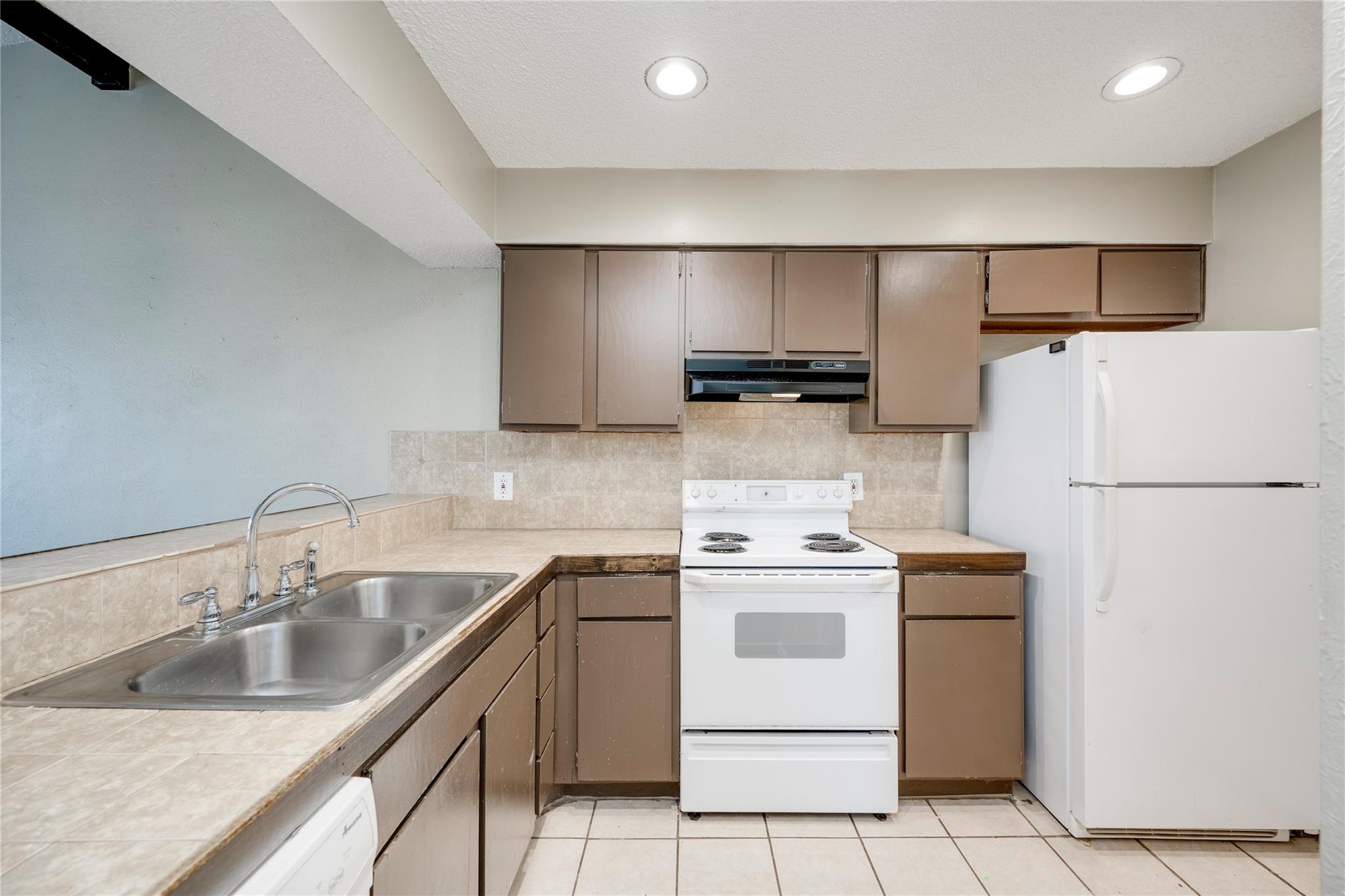 5304 Indio Cv # D, Austin, TX 78745