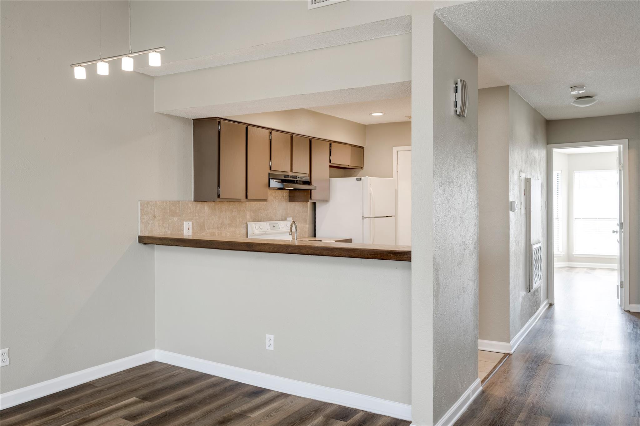 5304 Indio Cv # D, Austin, TX 78745