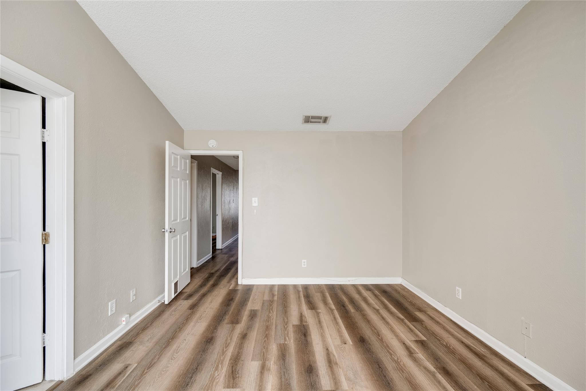 5304 Indio Cv # D, Austin, TX 78745