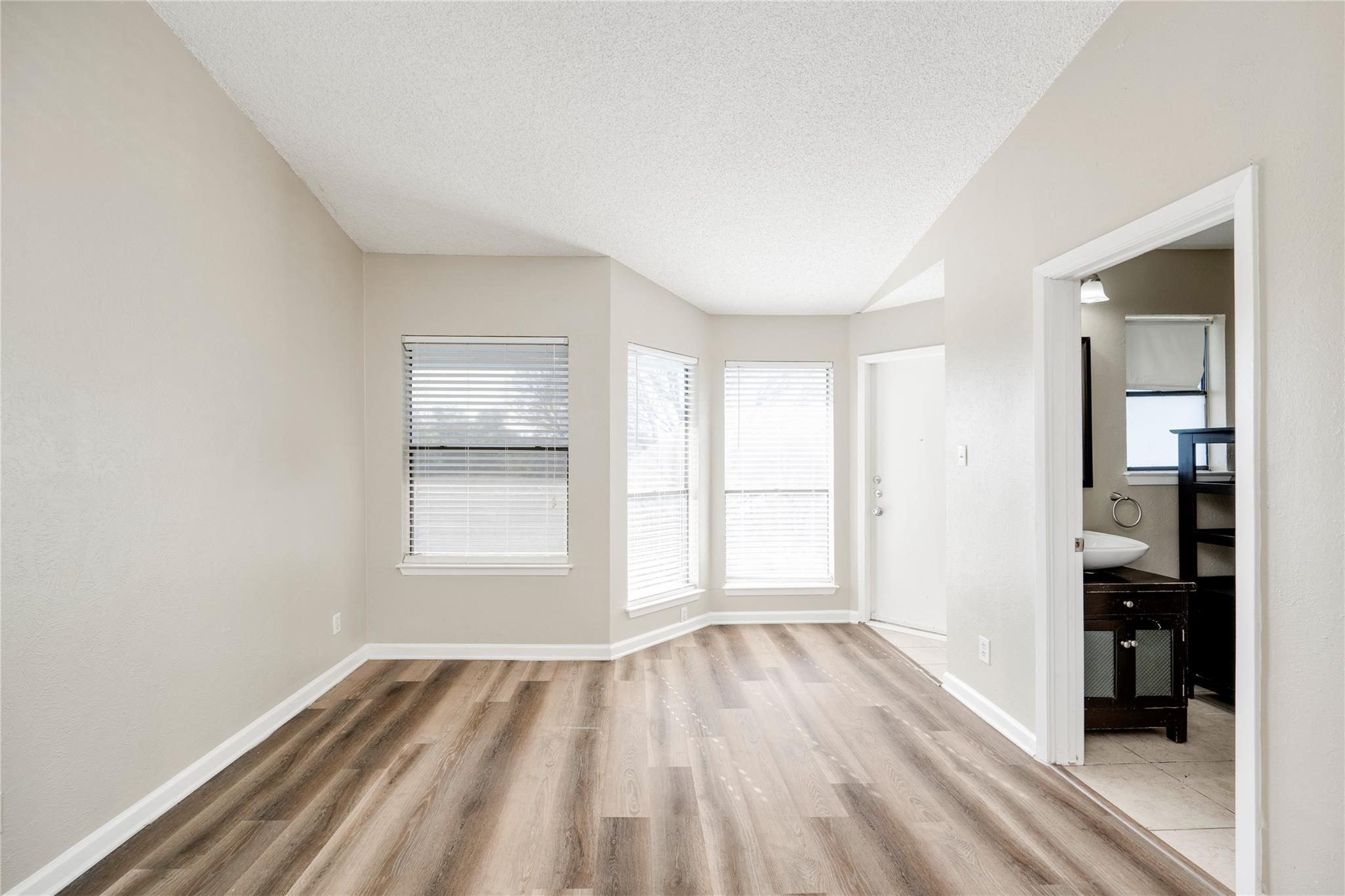 5304 Indio Cv # D, Austin, TX 78745