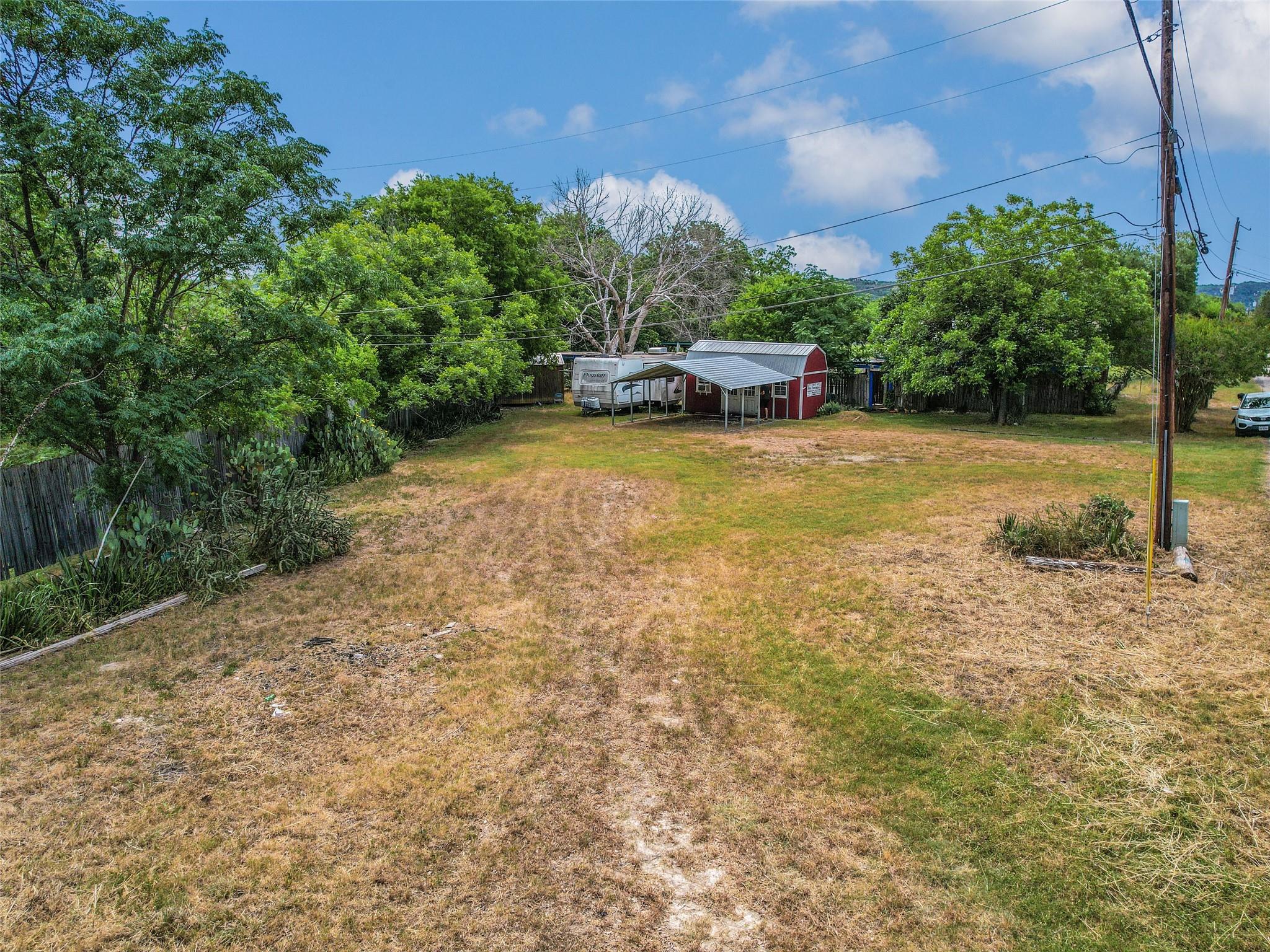 201 Oak Dr, Canyon Lake, TX 78132