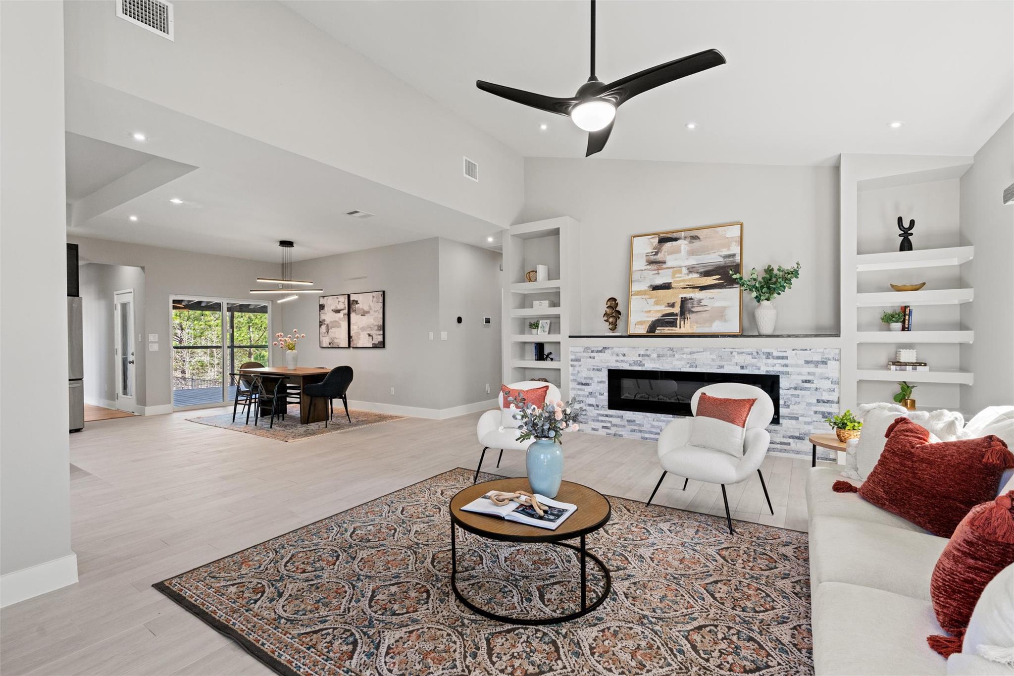 209 Kipahulu Dr, Bastrop, TX 78602