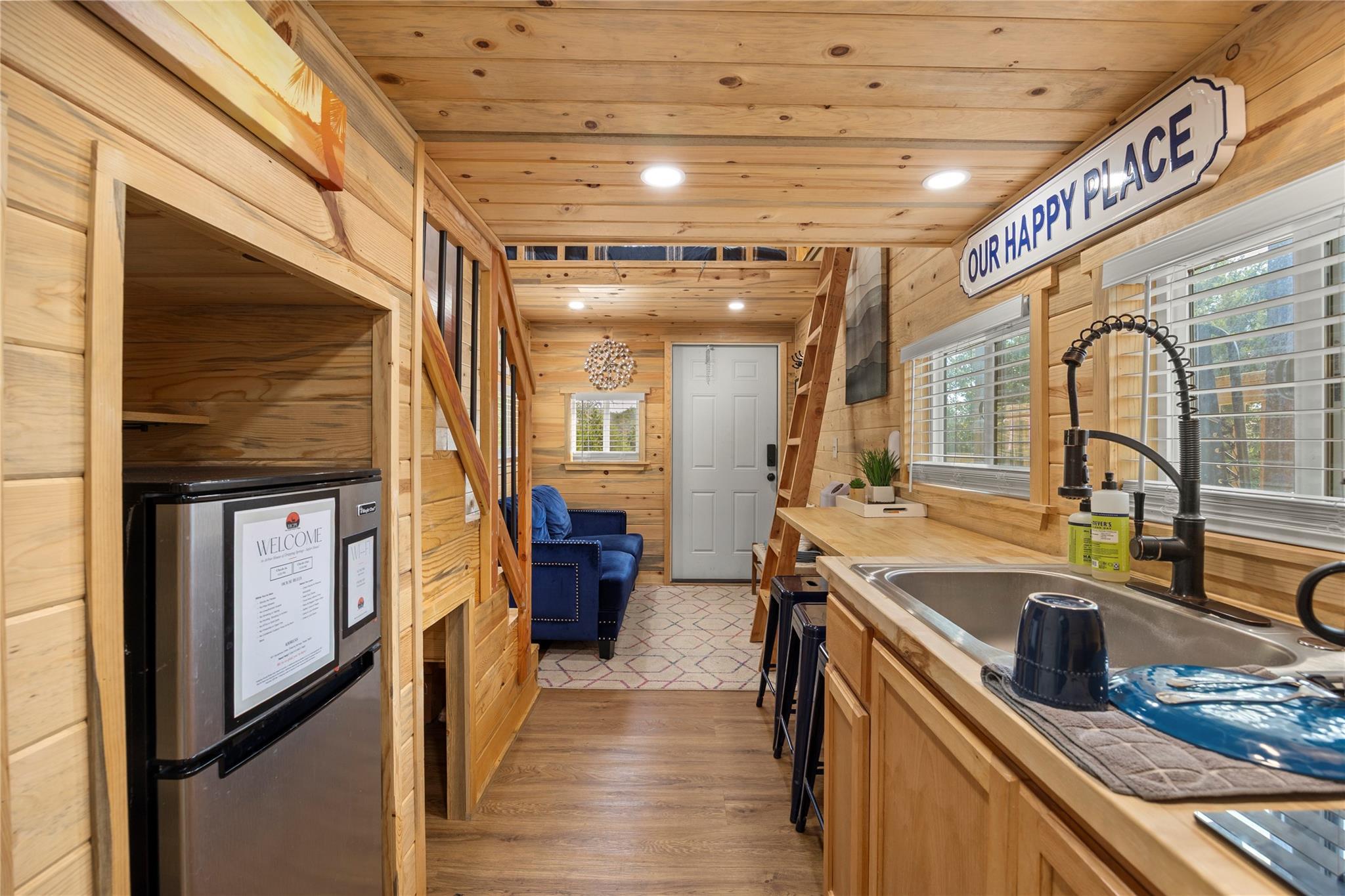 931 Sycamore Creek Dr, Dripping Springs, TX 78620