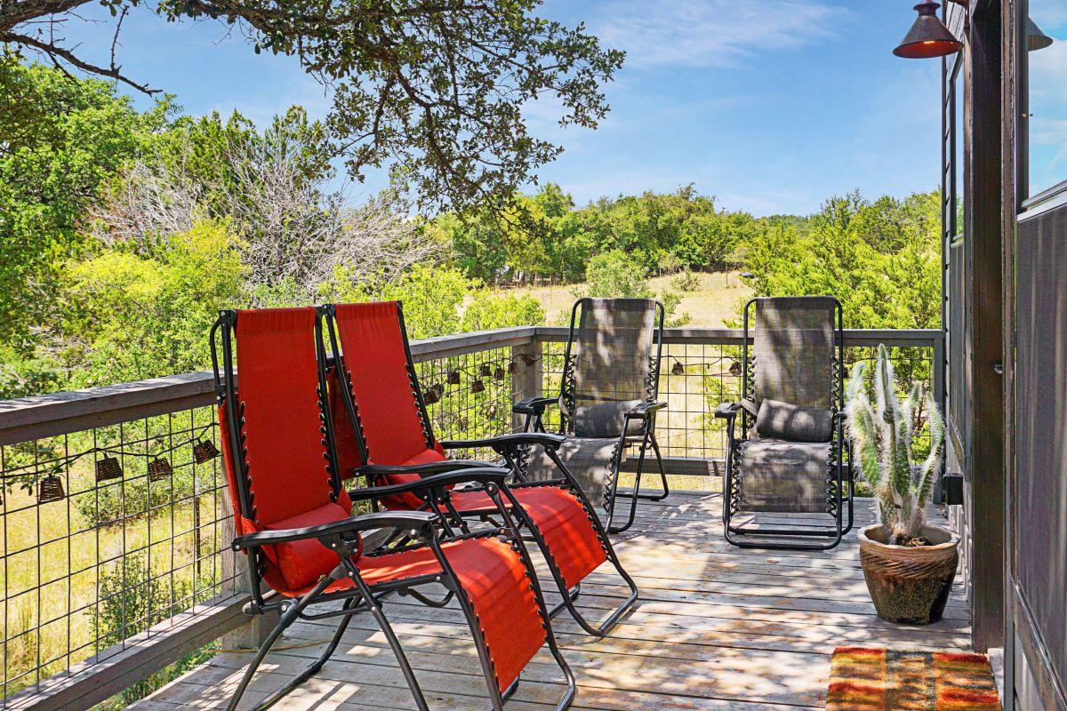 931 Sycamore Creek Dr, Dripping Springs, TX 78620