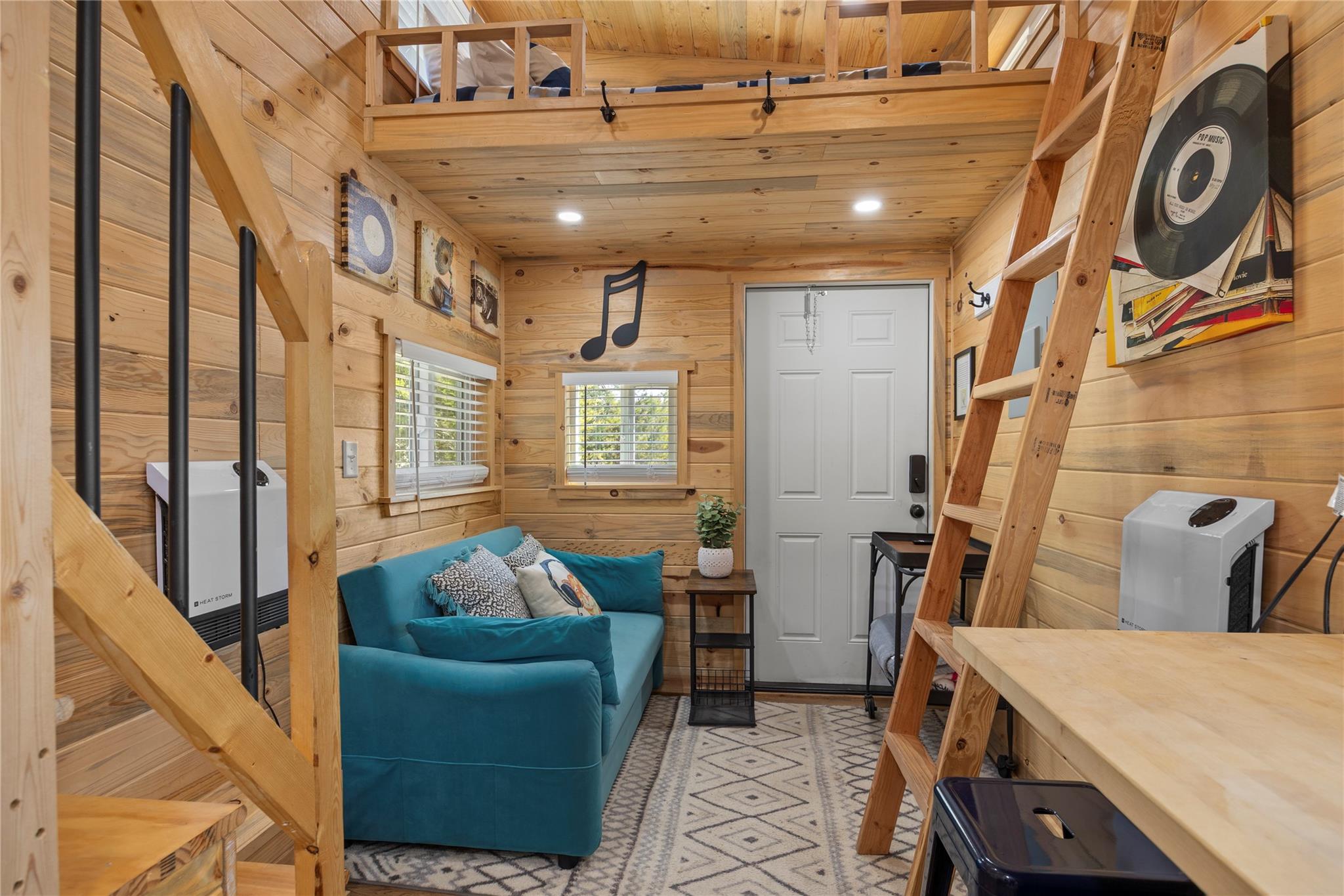 931 Sycamore Creek Dr, Dripping Springs, TX 78620