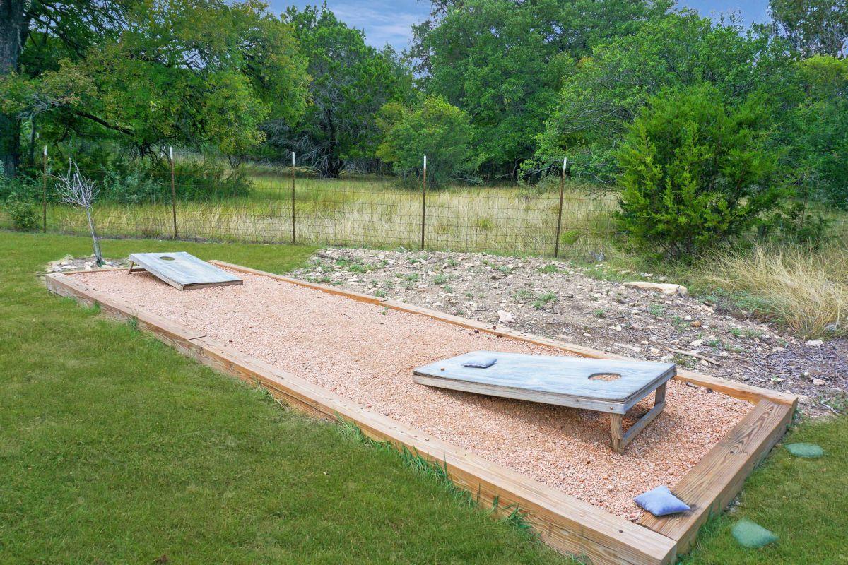 931 Sycamore Creek Dr, Dripping Springs, TX 78620