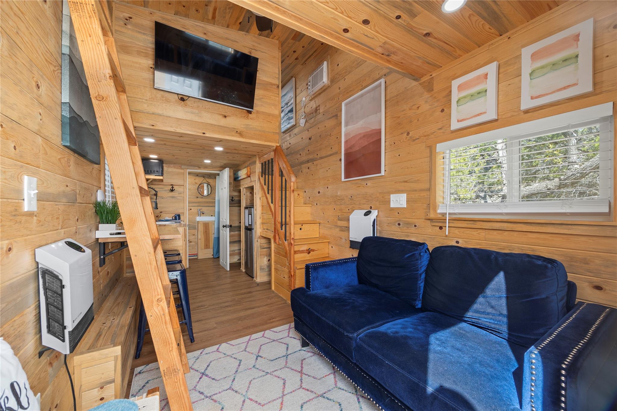 931 Sycamore Creek Dr, Dripping Springs, TX 78620