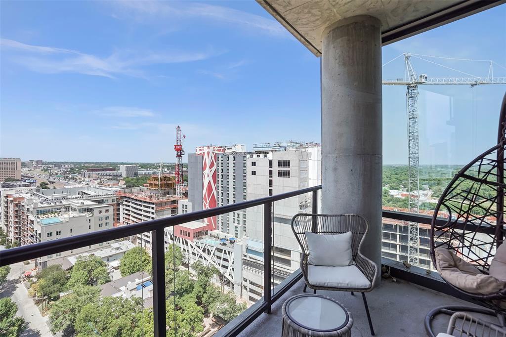 70 Rainey St # 1409, Austin, TX 78701